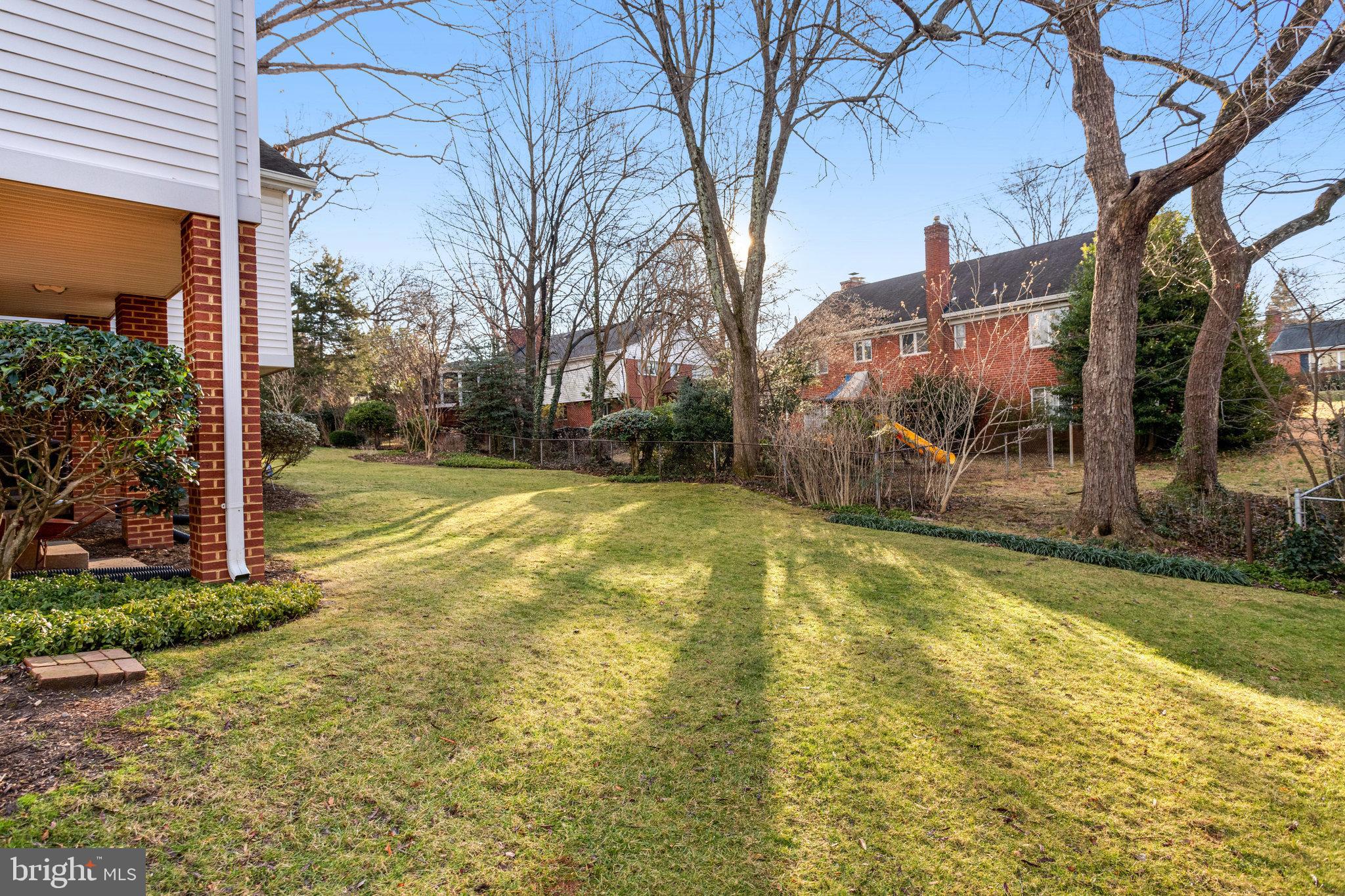 SHIRLEY WOODS - Residential