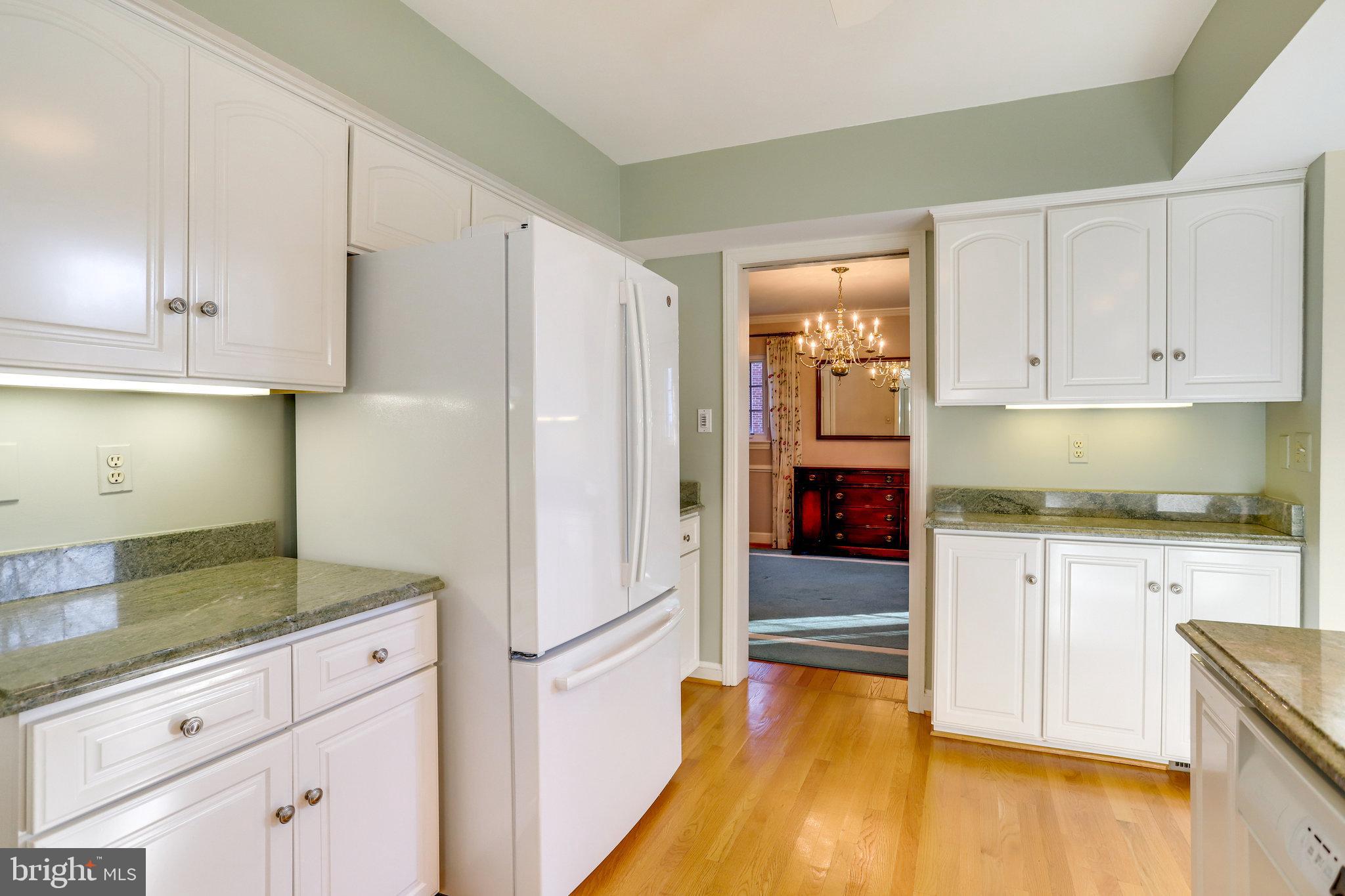 SHIRLEY WOODS - Residential