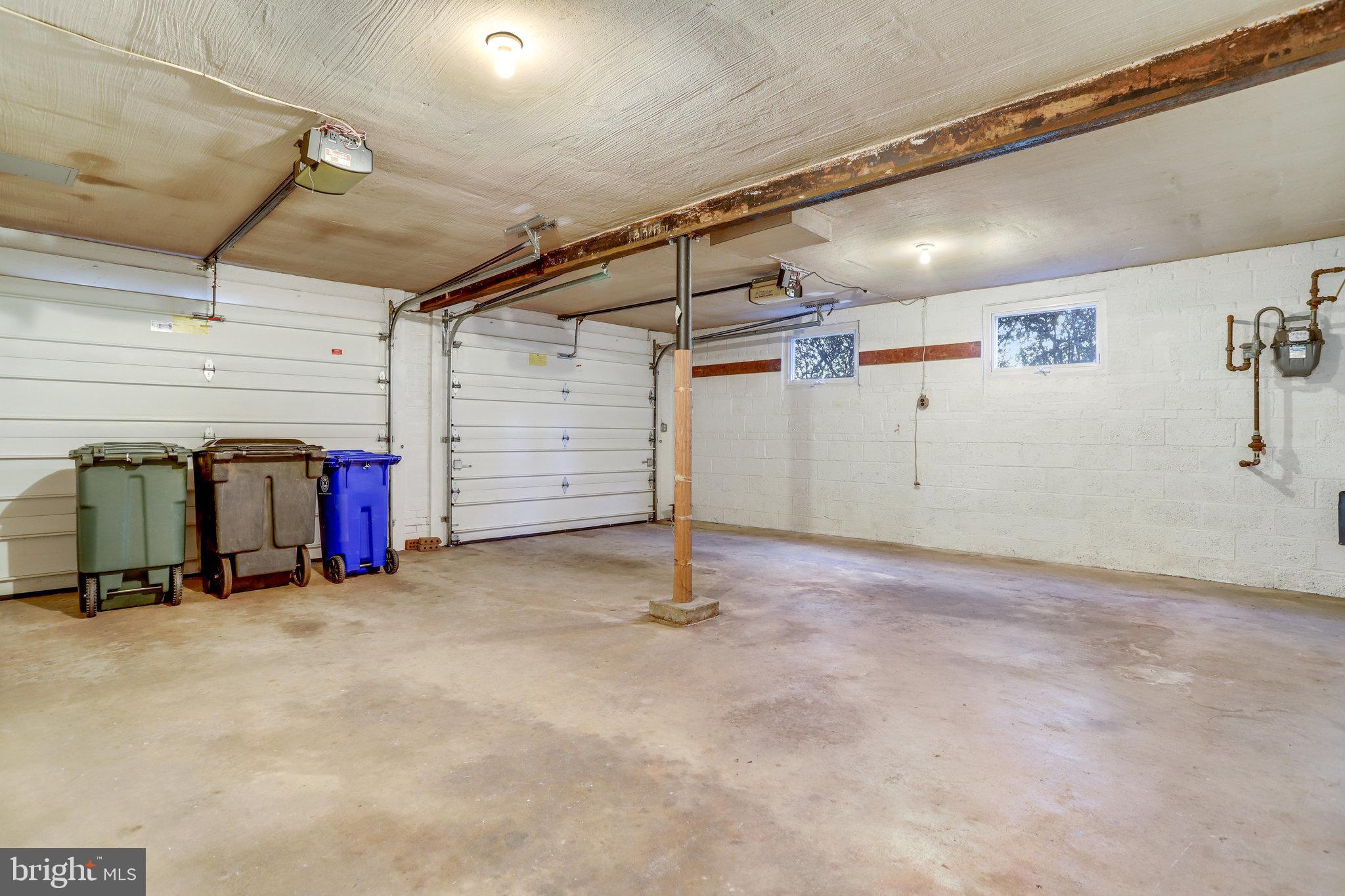 SHIRLEY WOODS - Residential