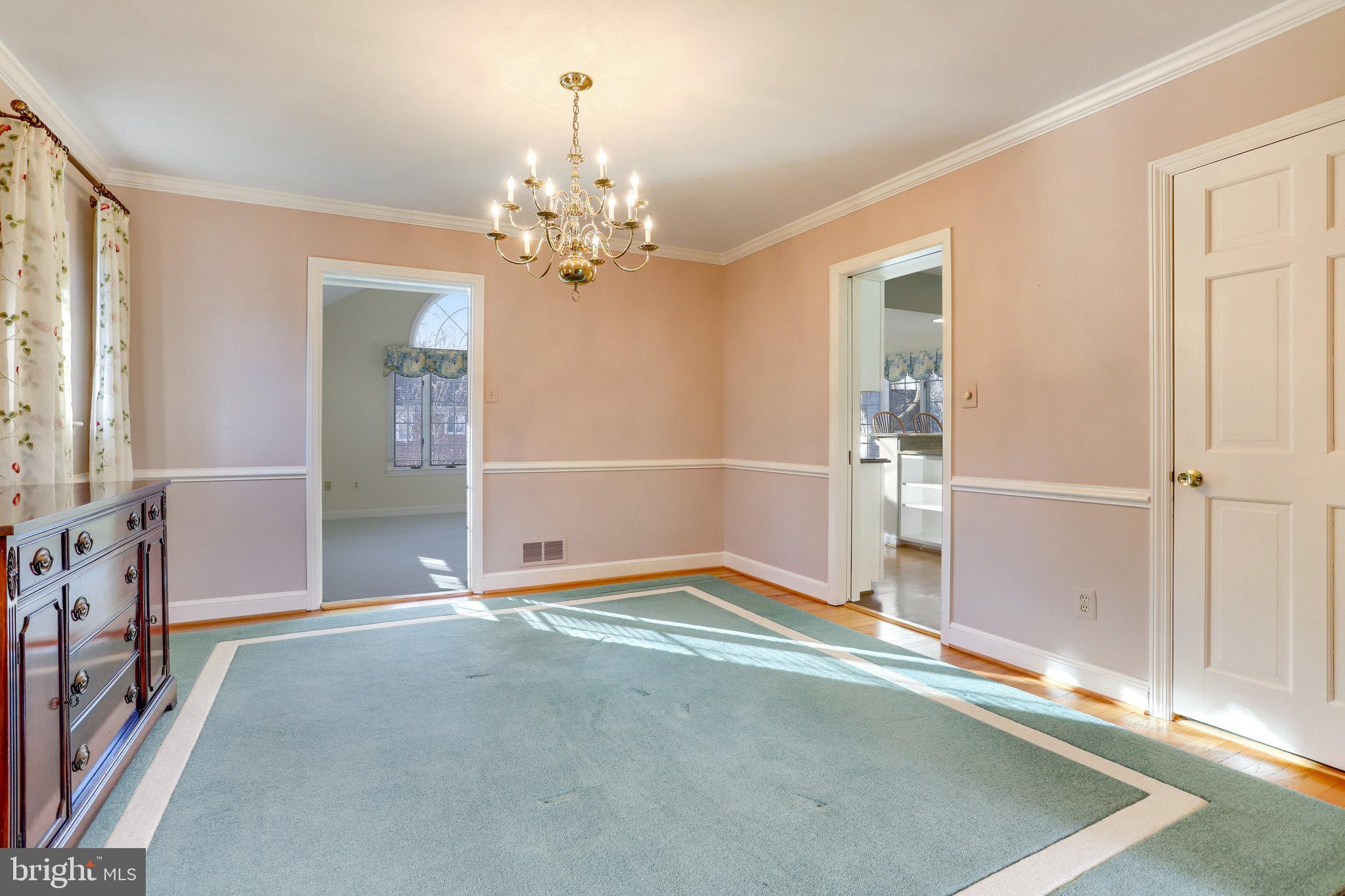 SHIRLEY WOODS - Residential