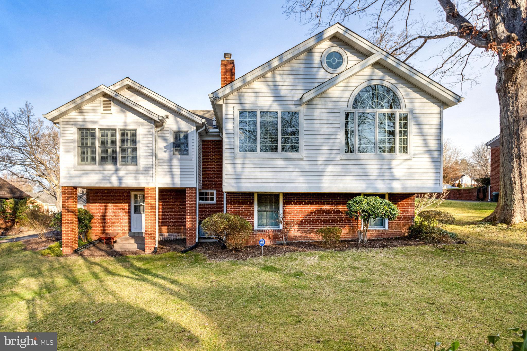 SHIRLEY WOODS - Residential