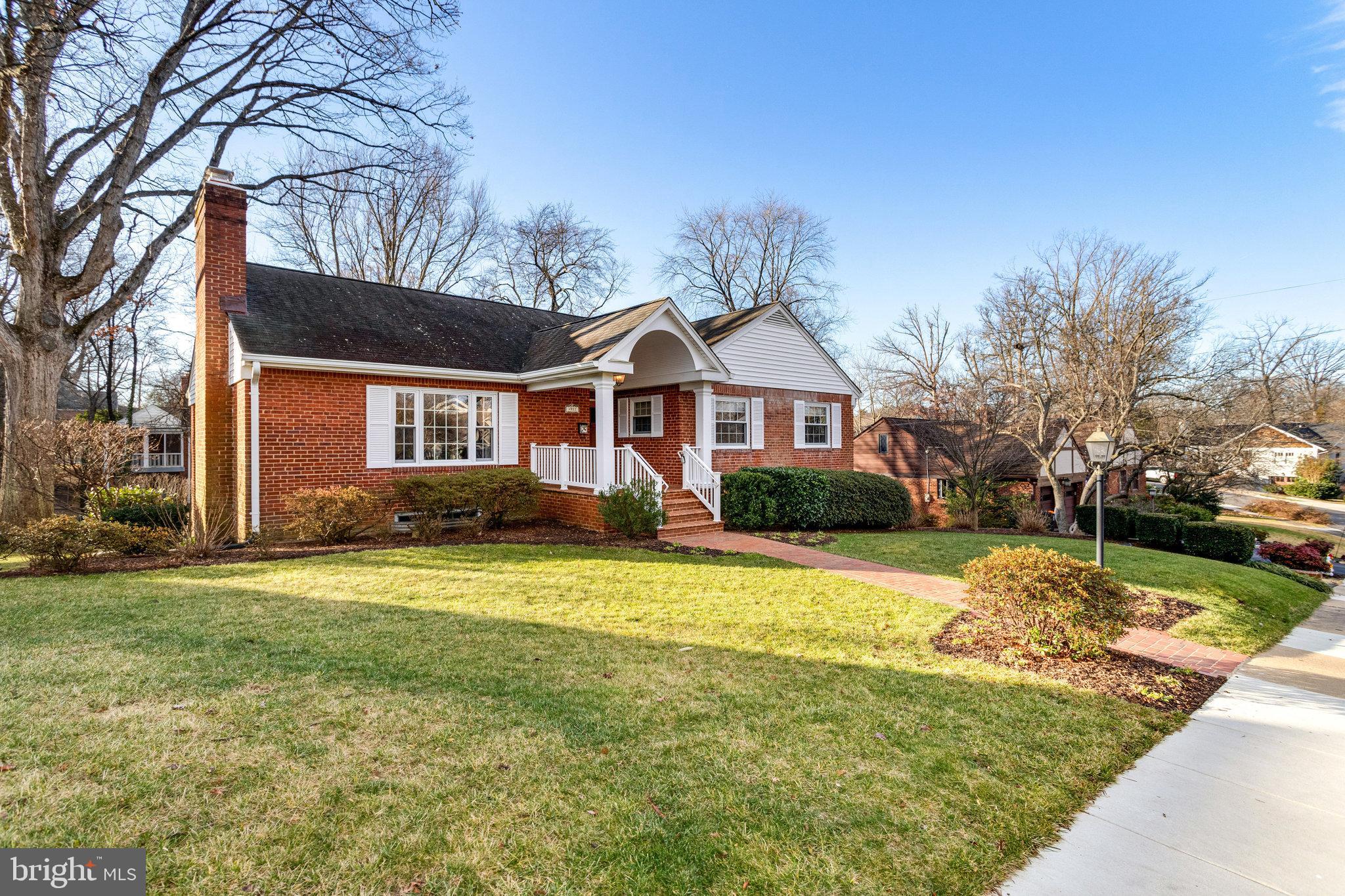 SHIRLEY WOODS - Residential