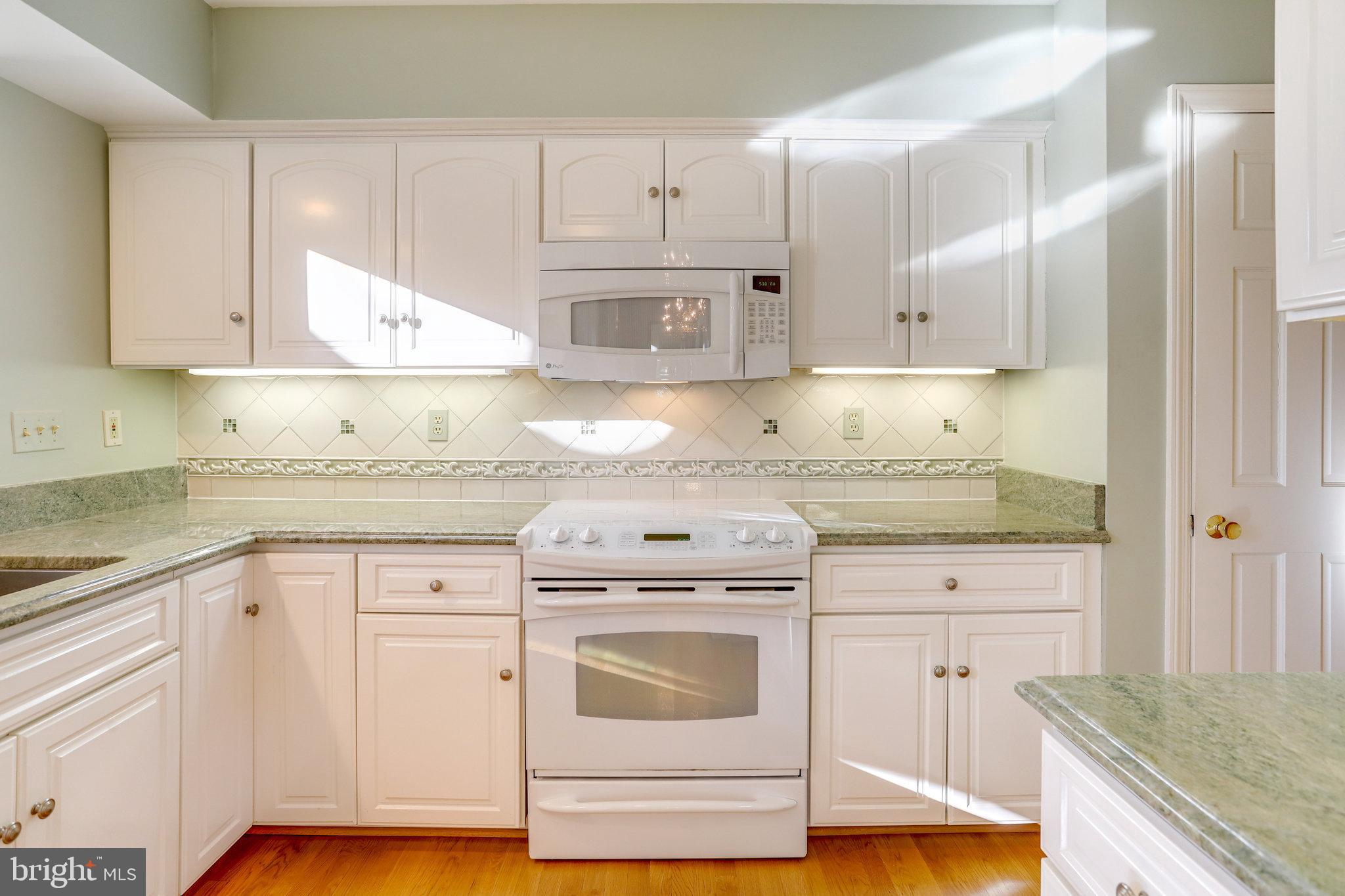 SHIRLEY WOODS - Residential