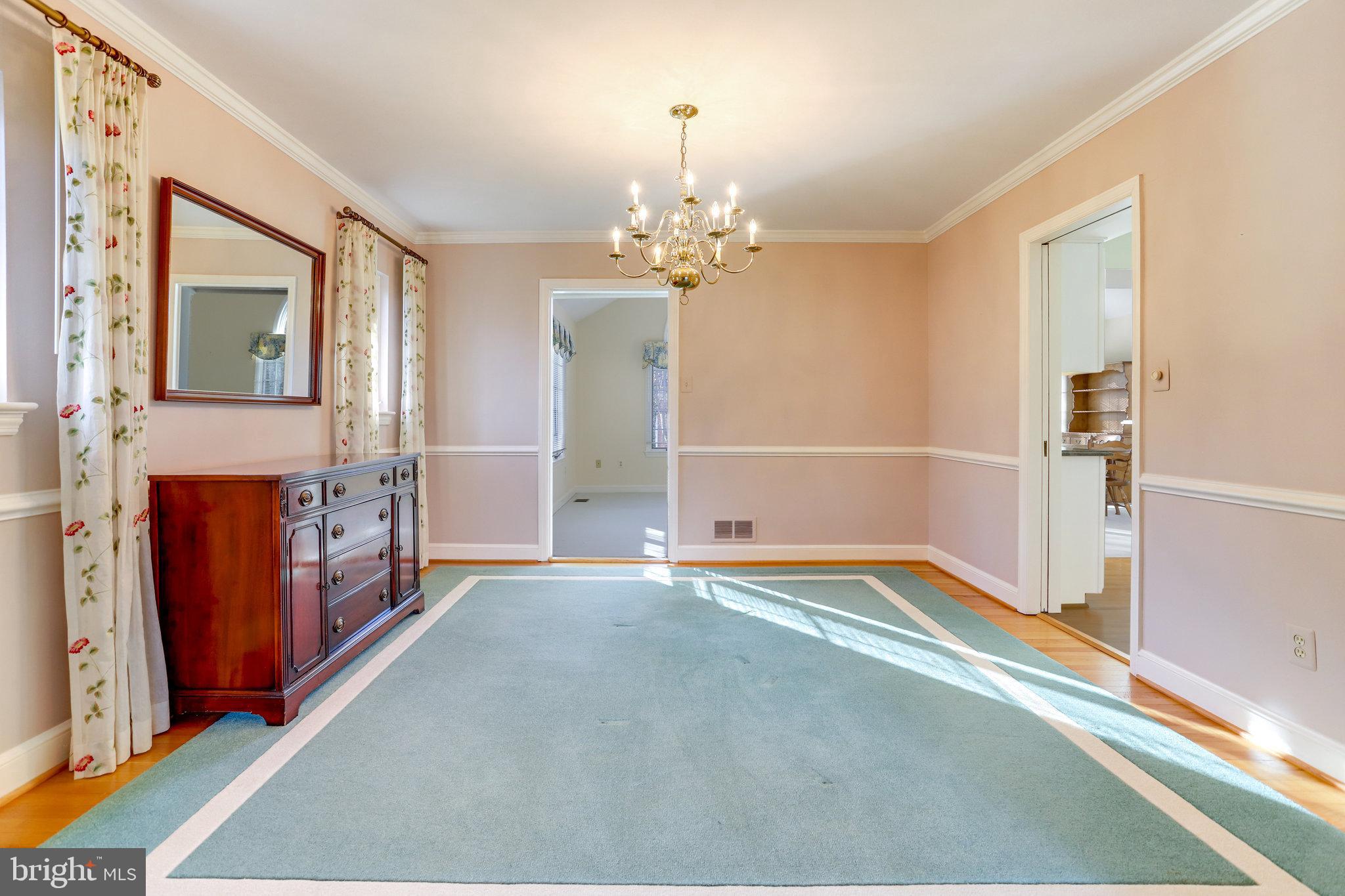 SHIRLEY WOODS - Residential