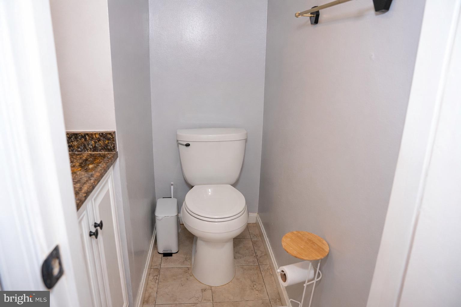 MELWOOD MANOR PLAT ONE> - Residential