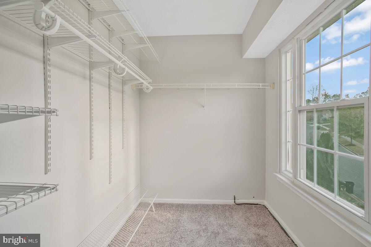 MELWOOD MANOR PLAT ONE> - Residential