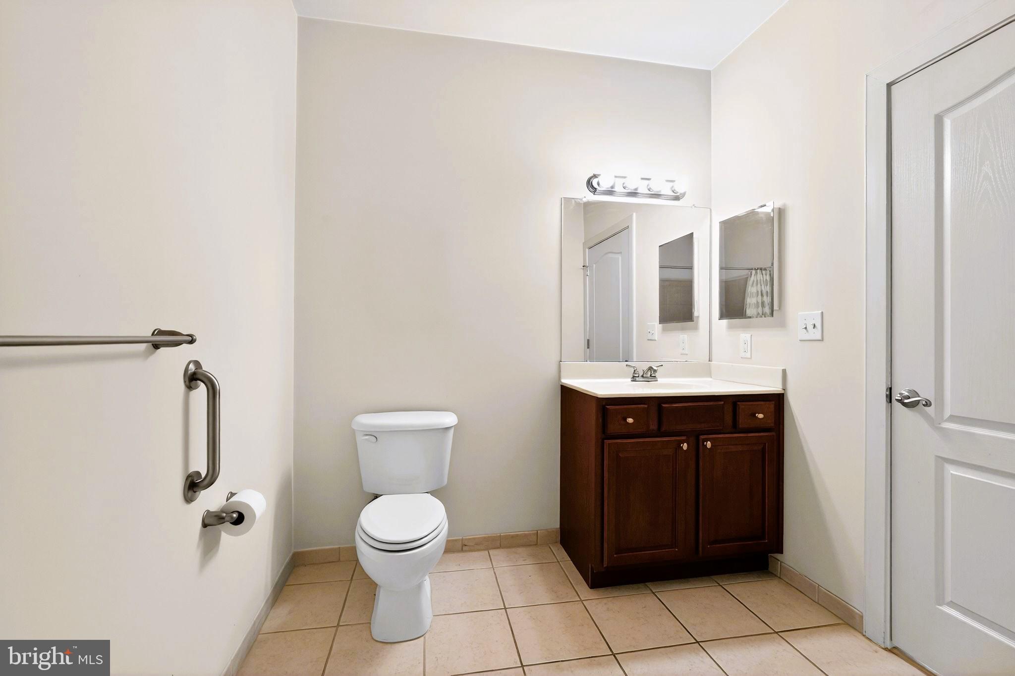 BUSTLETON - Residential