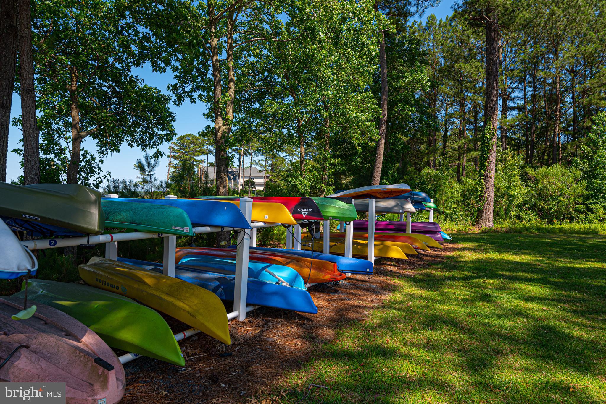 WHITE HORSE PARK III - Residential