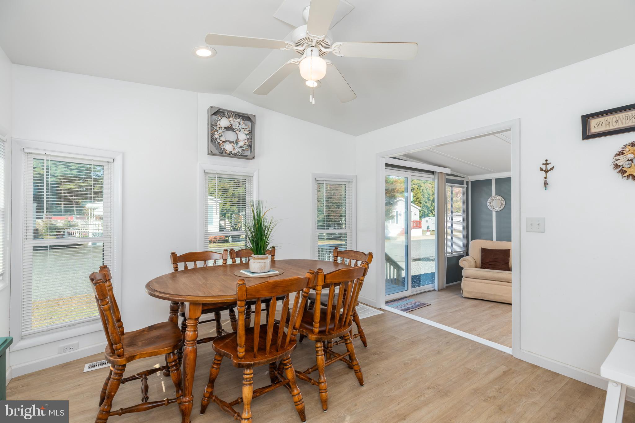 WHITE HORSE PARK III - Residential