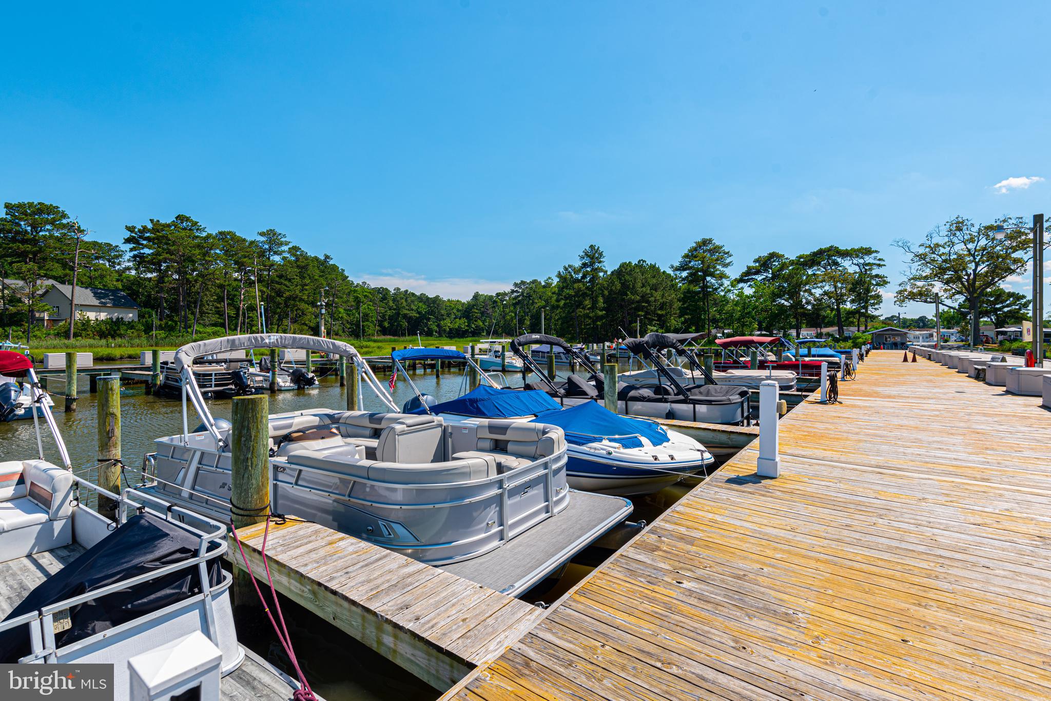 WHITE HORSE PARK III - Residential