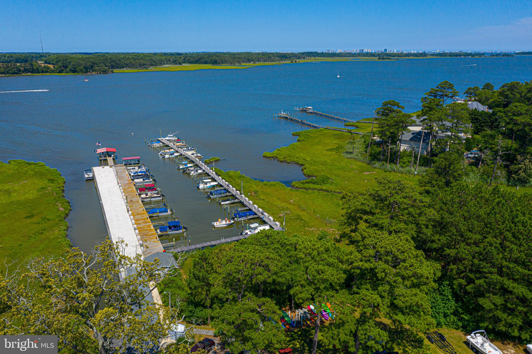 WHITE HORSE PARK III - Residential