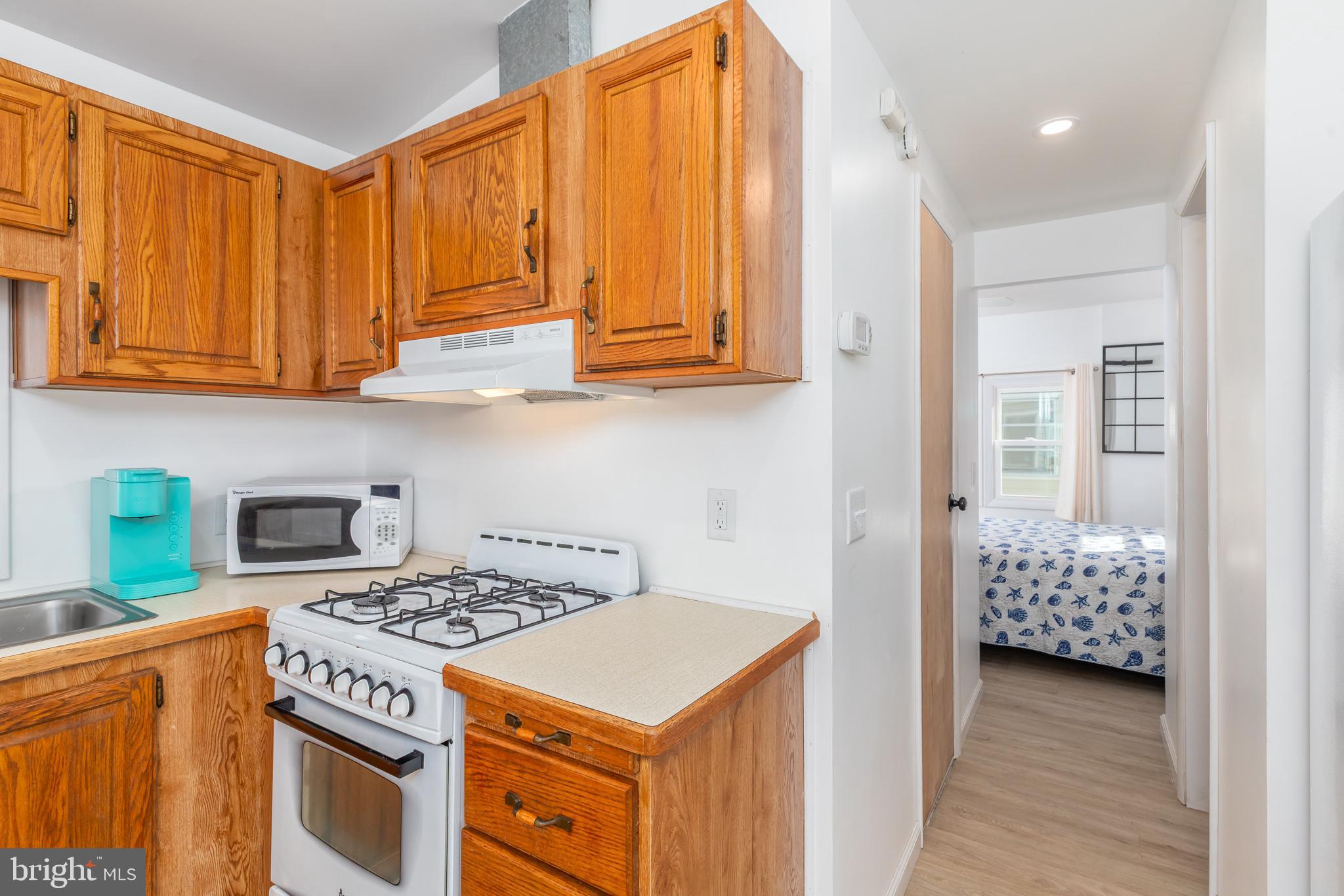 WHITE HORSE PARK III - Residential