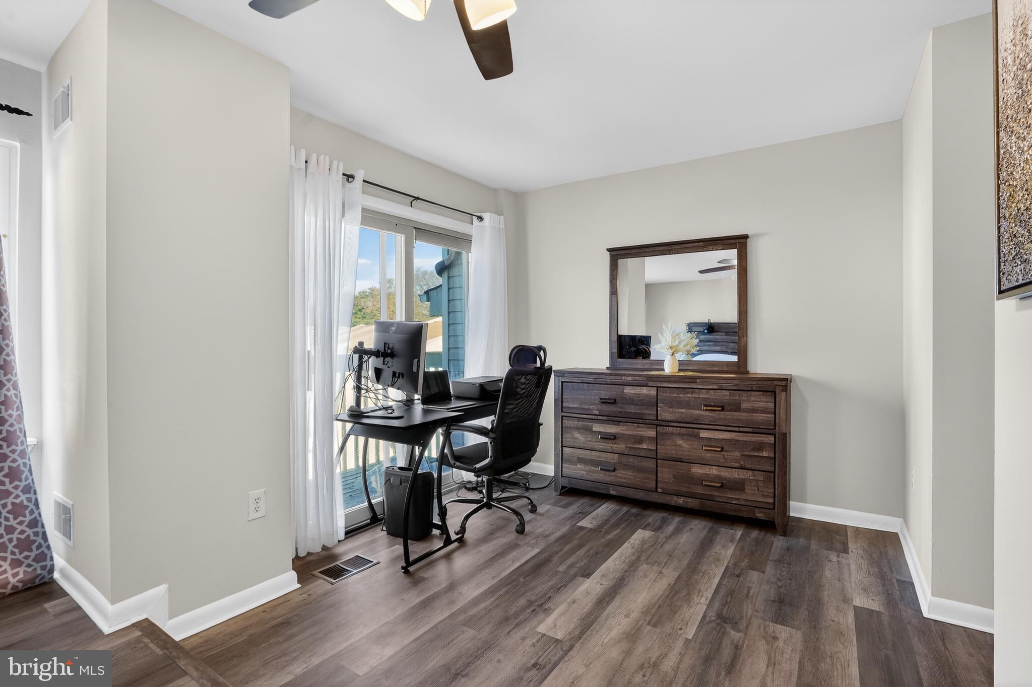 ELYSIAN WOODS - Residential