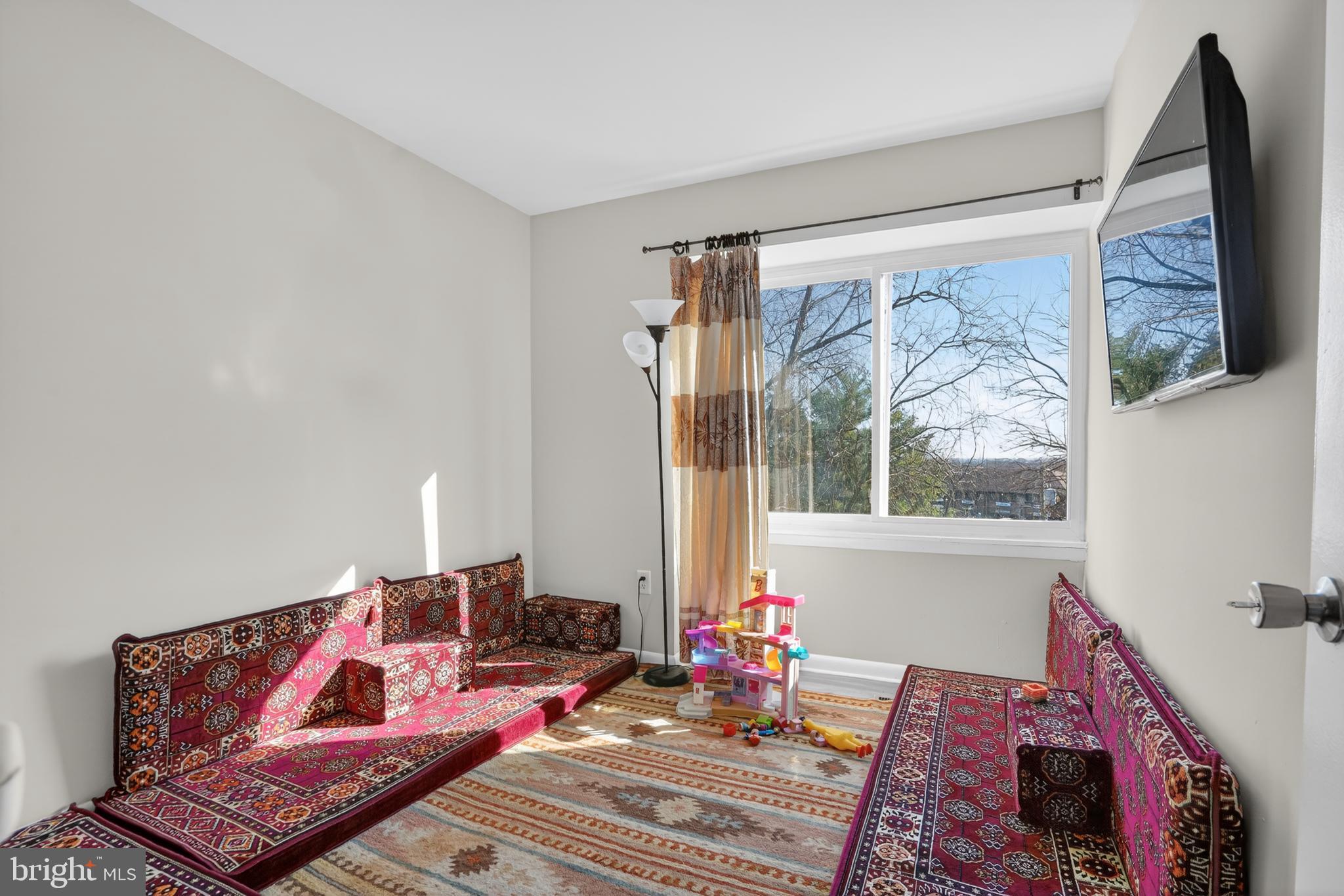 ELYSIAN WOODS - Residential