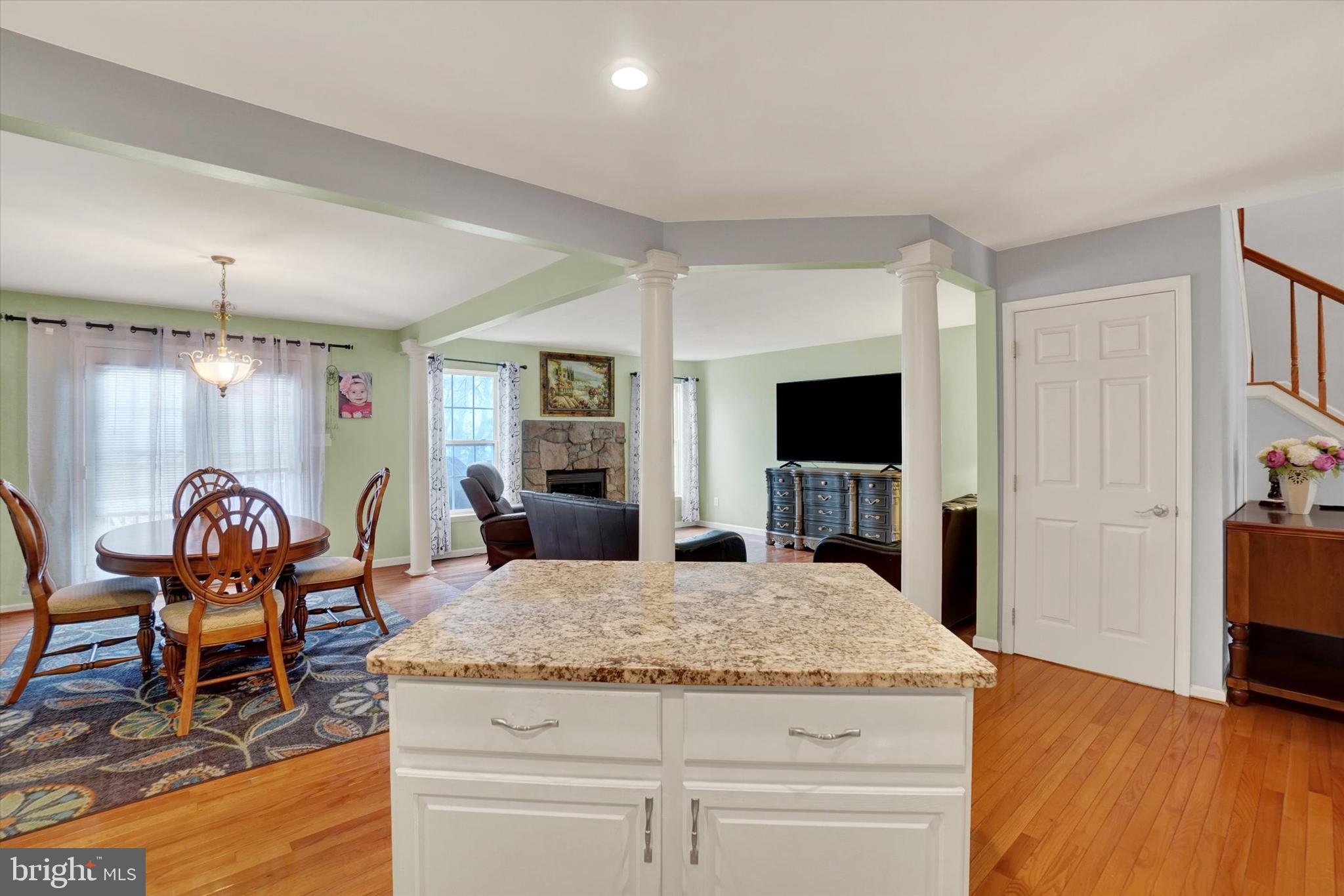 VILLAS AT HIGH POINTE - Residential