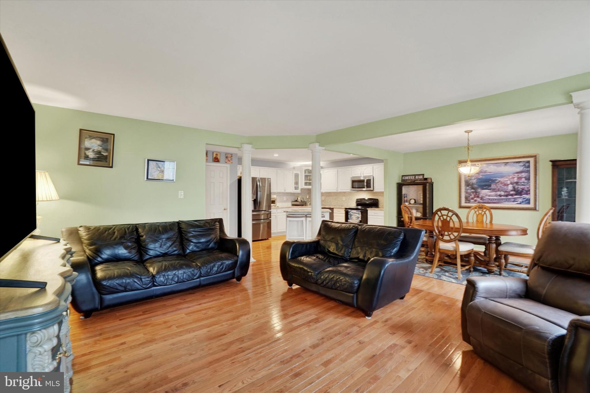 VILLAS AT HIGH POINTE - Residential