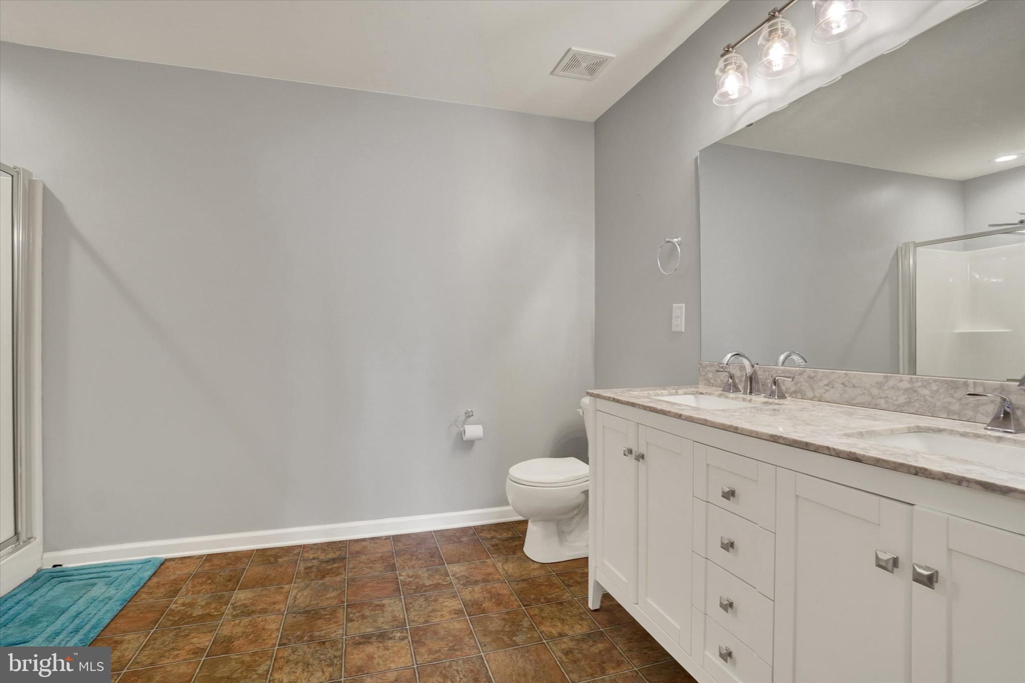 VILLAS AT HIGH POINTE - Residential