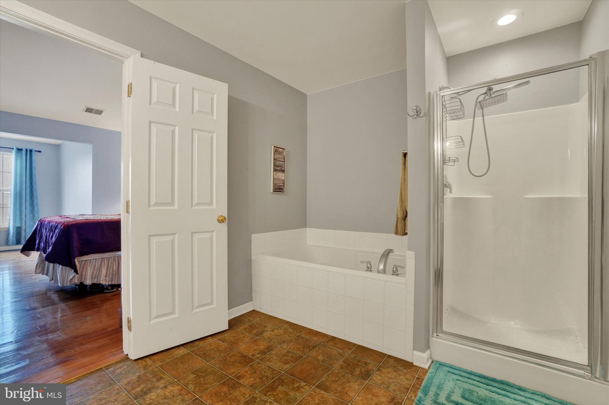 VILLAS AT HIGH POINTE - Residential