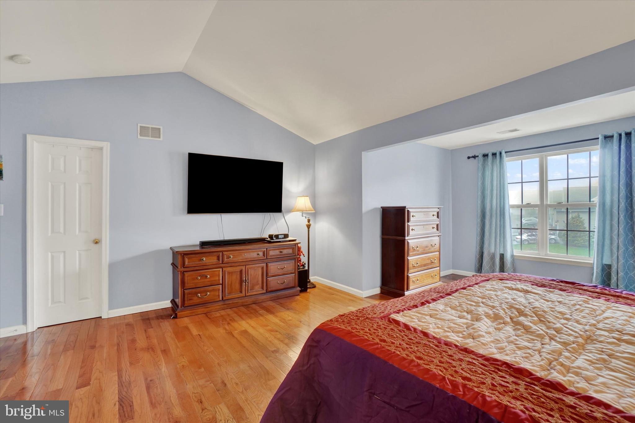 VILLAS AT HIGH POINTE - Residential