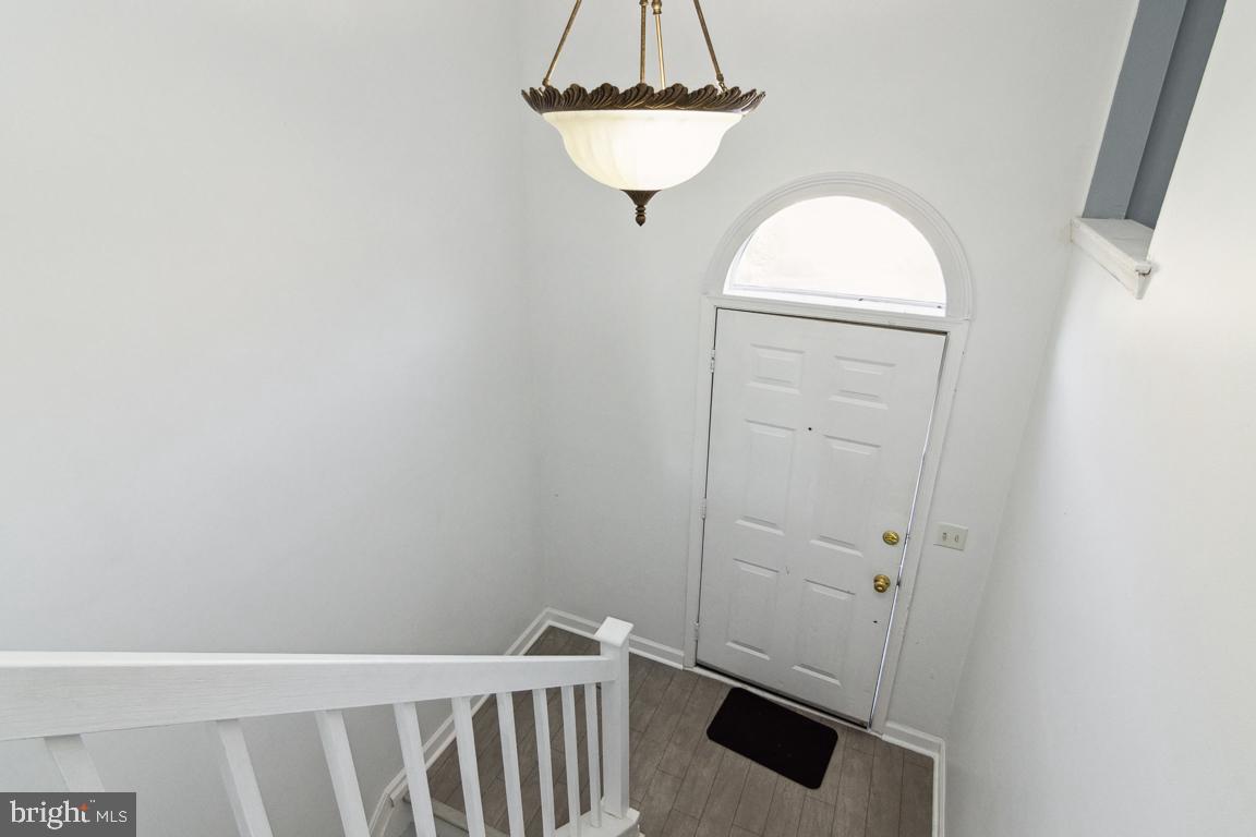 OLD FIELDS - Residential