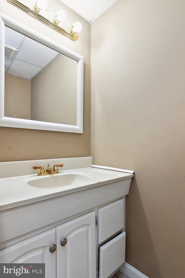 OLD FIELDS - Residential