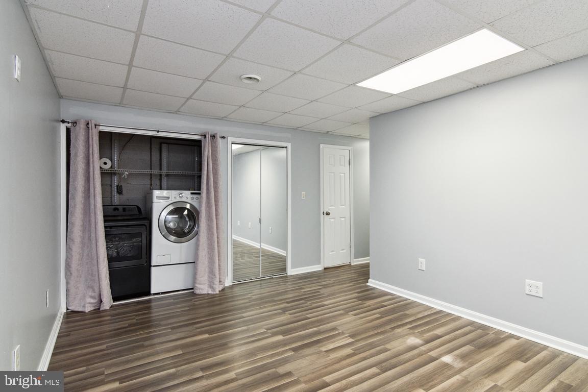 OLD FIELDS - Residential