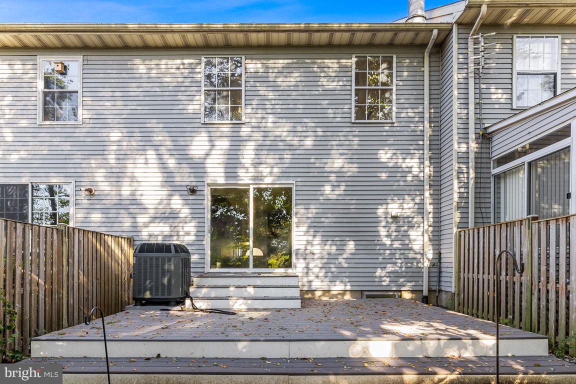 OLD FIELDS - Residential