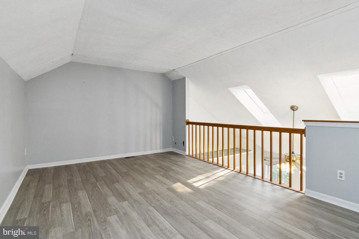 OLD FIELDS - Residential