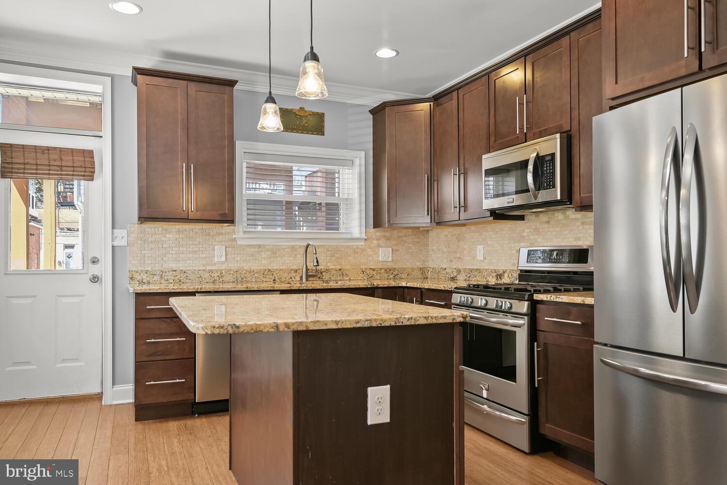 CANTON - Residential