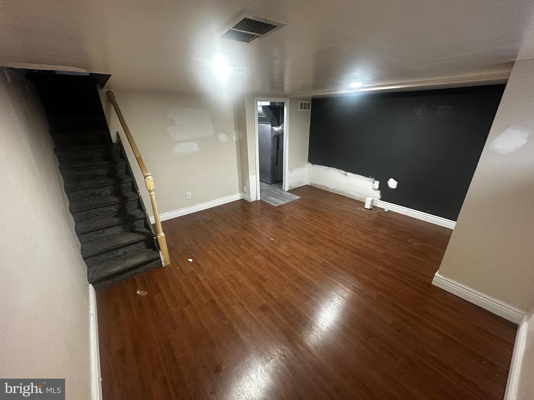 ACADEMY GARDENS - Residential