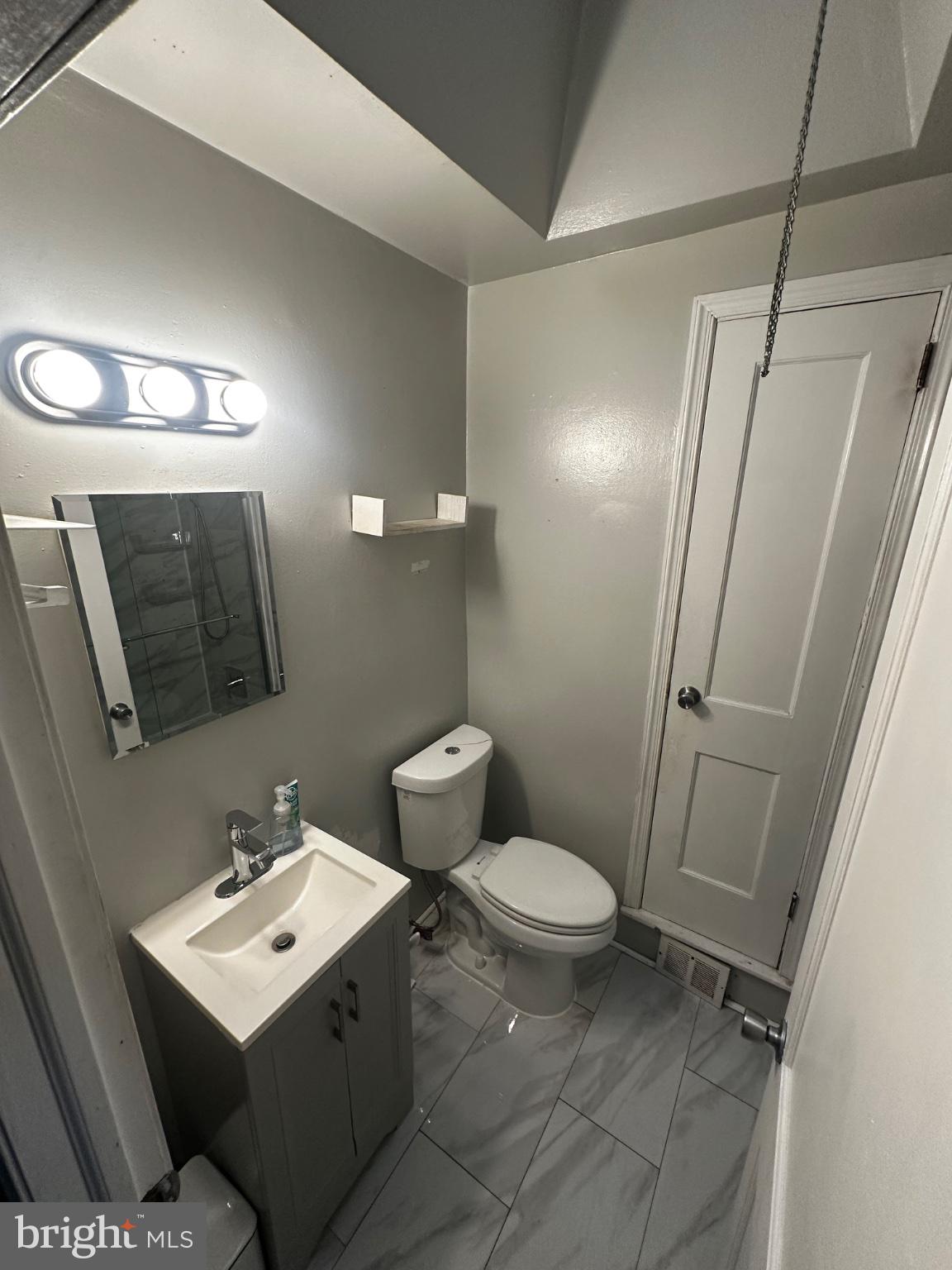 ACADEMY GARDENS - Residential