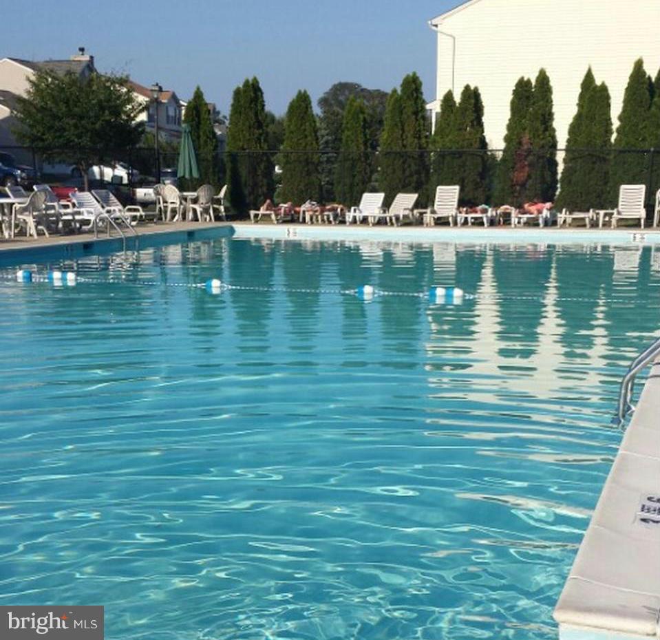 BEACHWOOD ESTATES - Residential