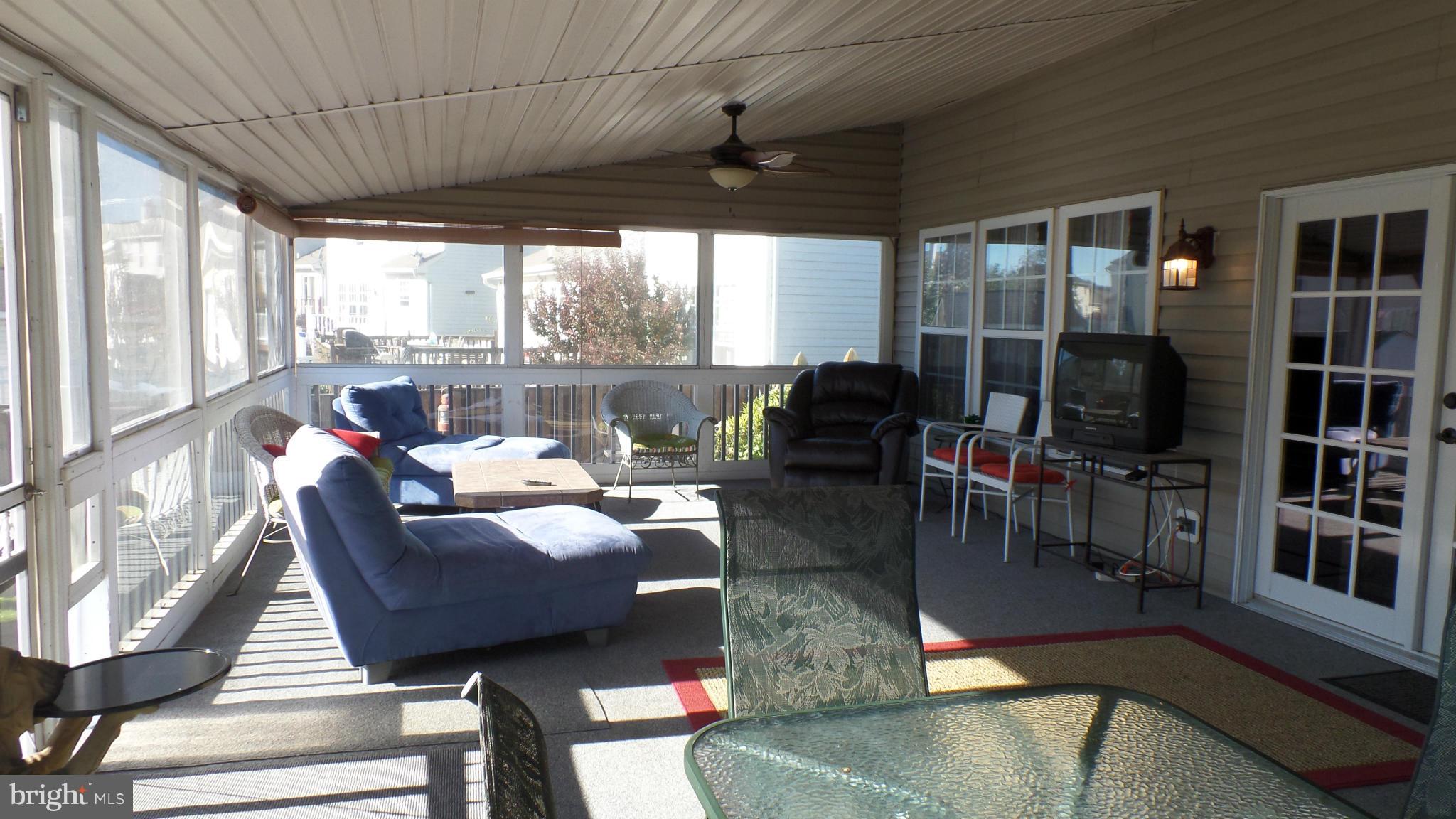 BEACHWOOD ESTATES - Residential