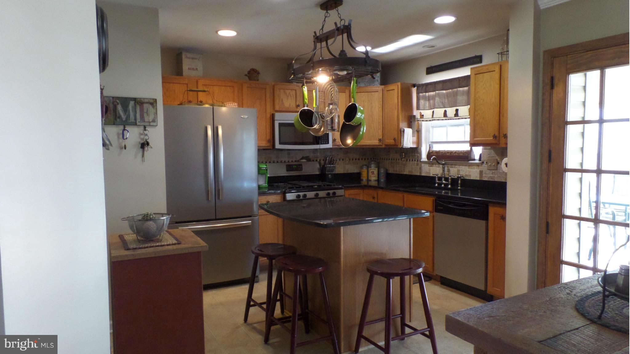 BEACHWOOD ESTATES - Residential