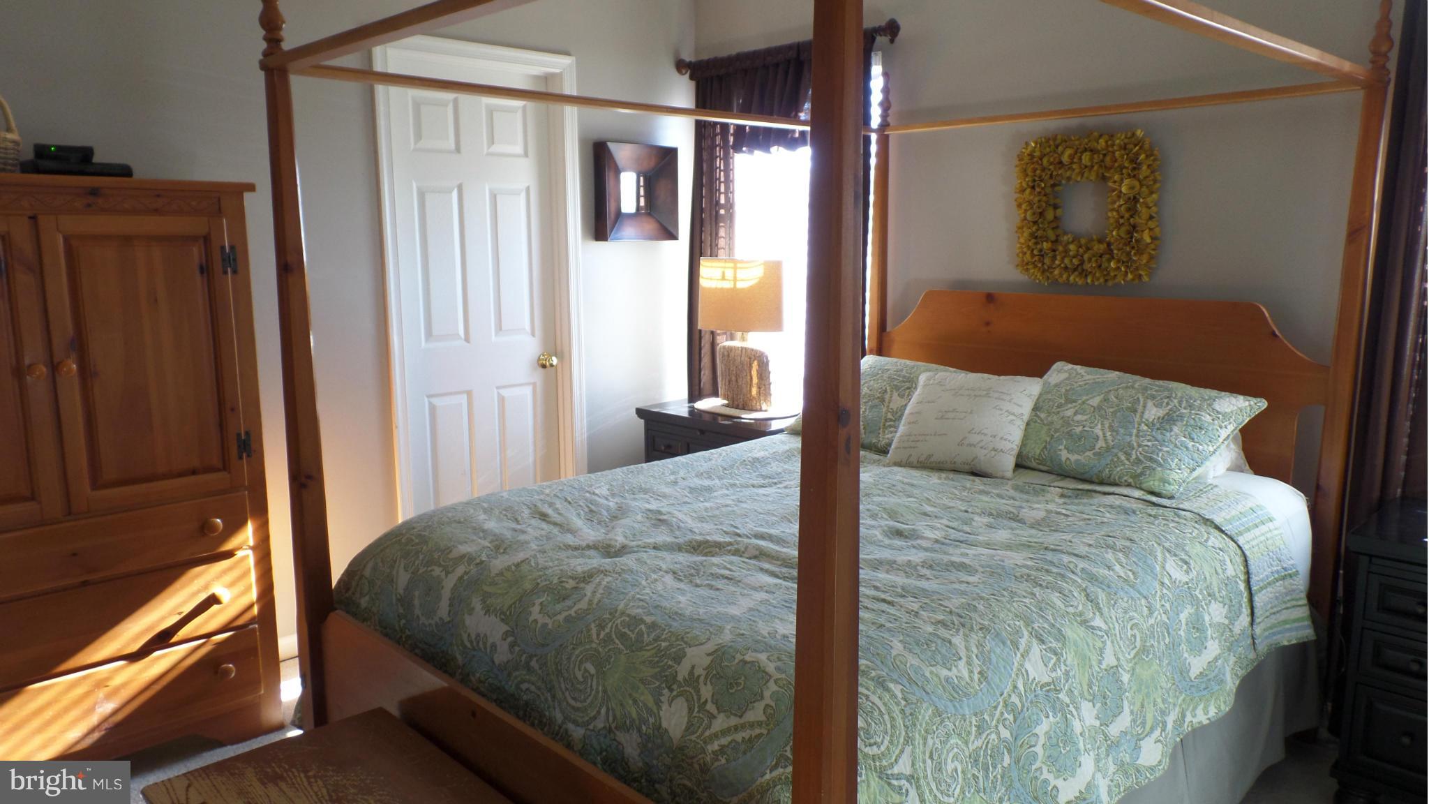 BEACHWOOD ESTATES - Residential