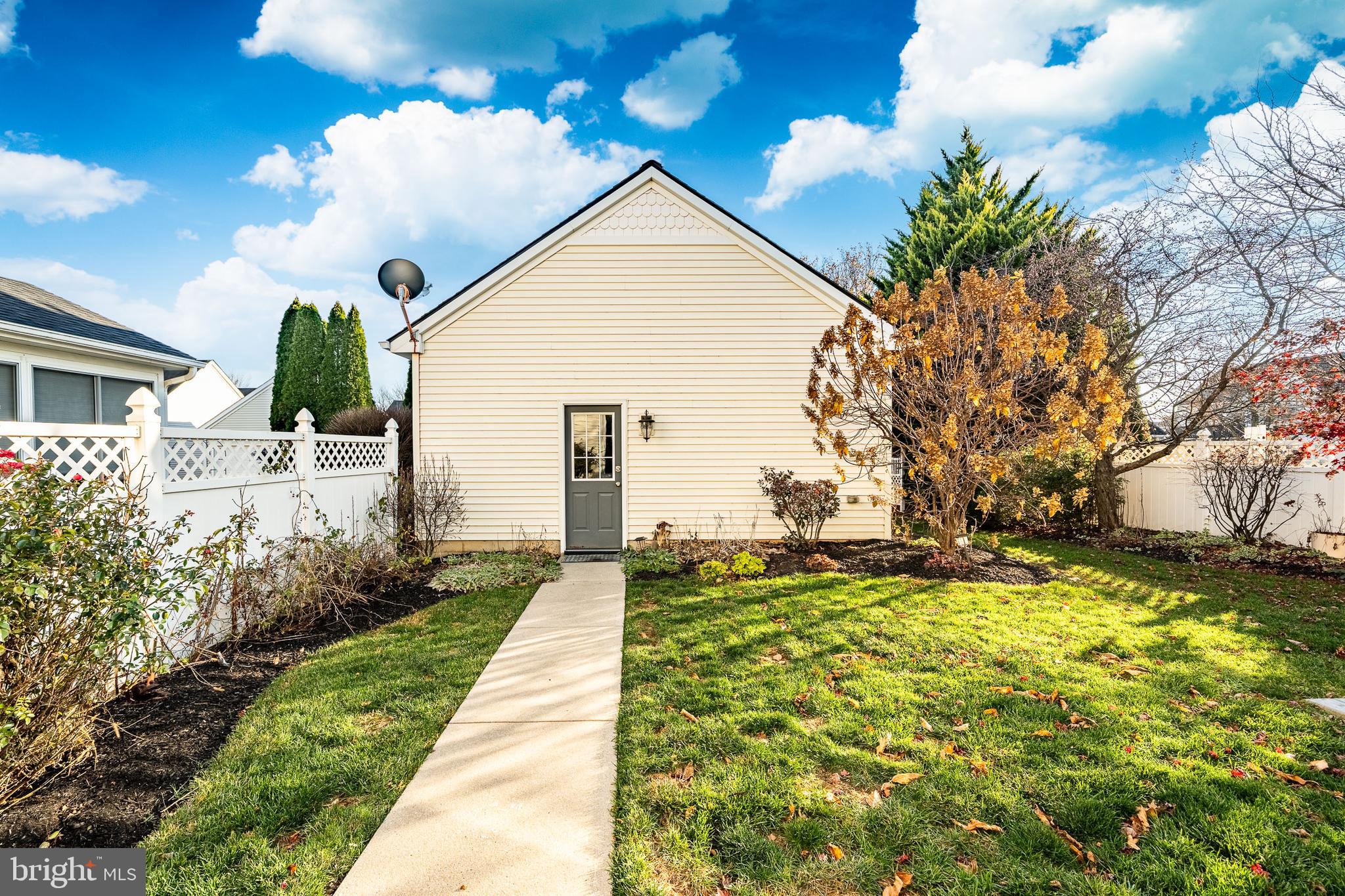 BRIGHTON - Residential