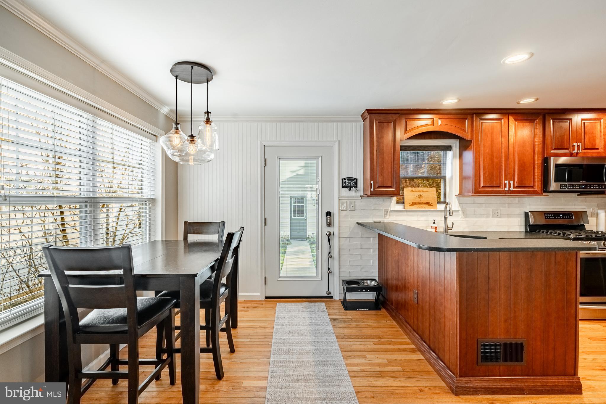 BRIGHTON - Residential