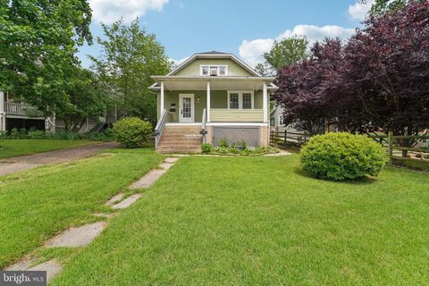 147 SANFORD AVENUE CATONSVILLE MD 21228