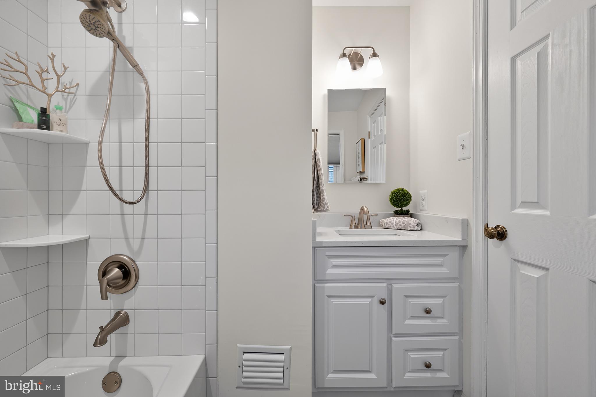 PLEASANT VALLEY - Residential