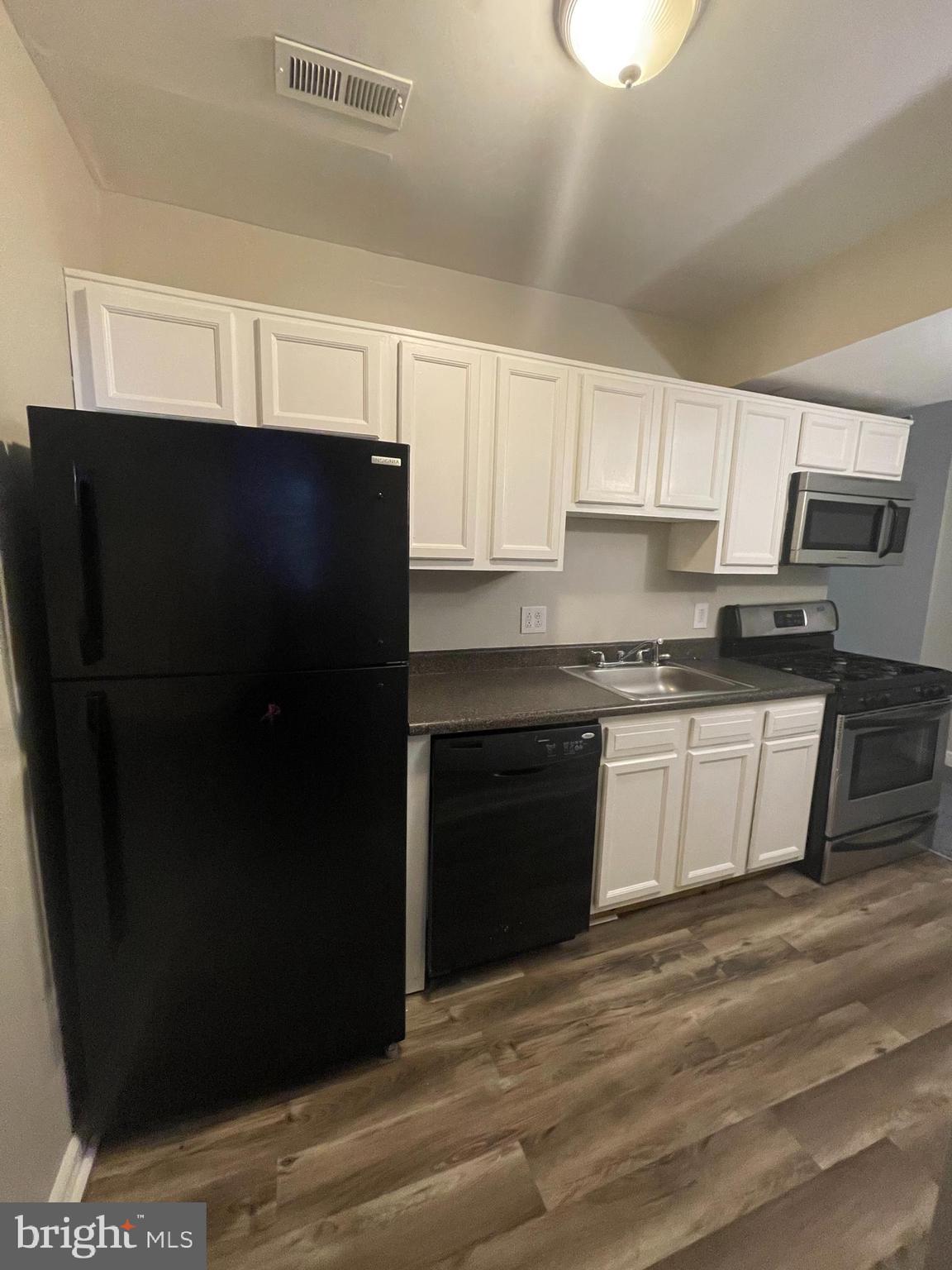 MADISON PARK HISTORIC DISTRICT - Residential Lease