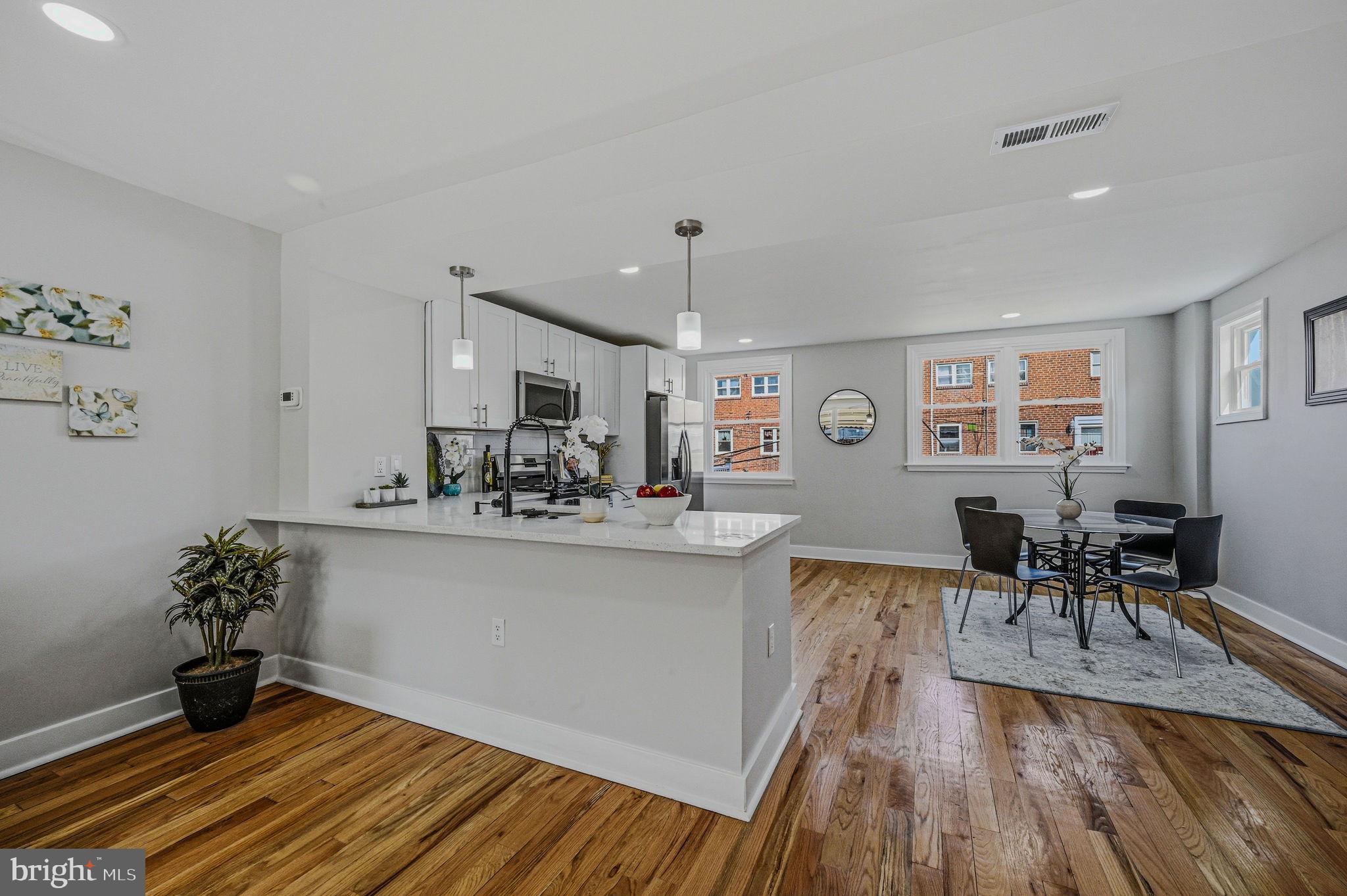 PHILADELPHIA (SOUTHWEST) - Residential