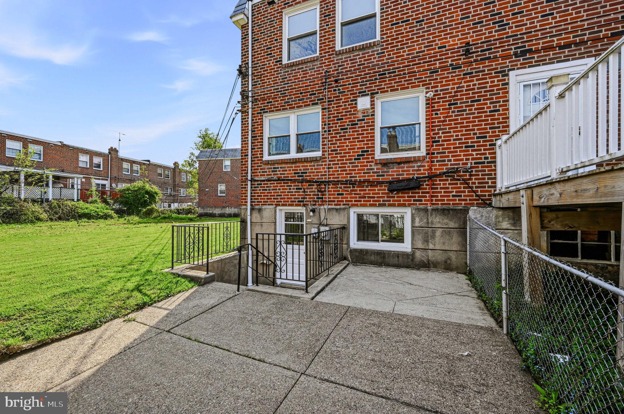 PHILADELPHIA (SOUTHWEST) - Residential