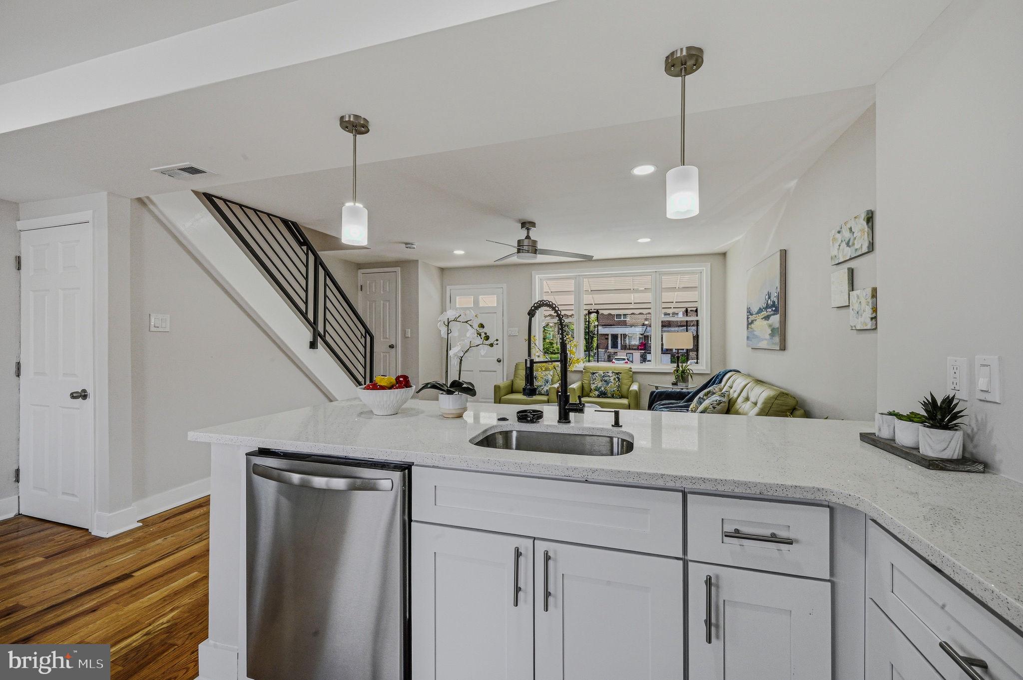PHILADELPHIA (SOUTHWEST) - Residential