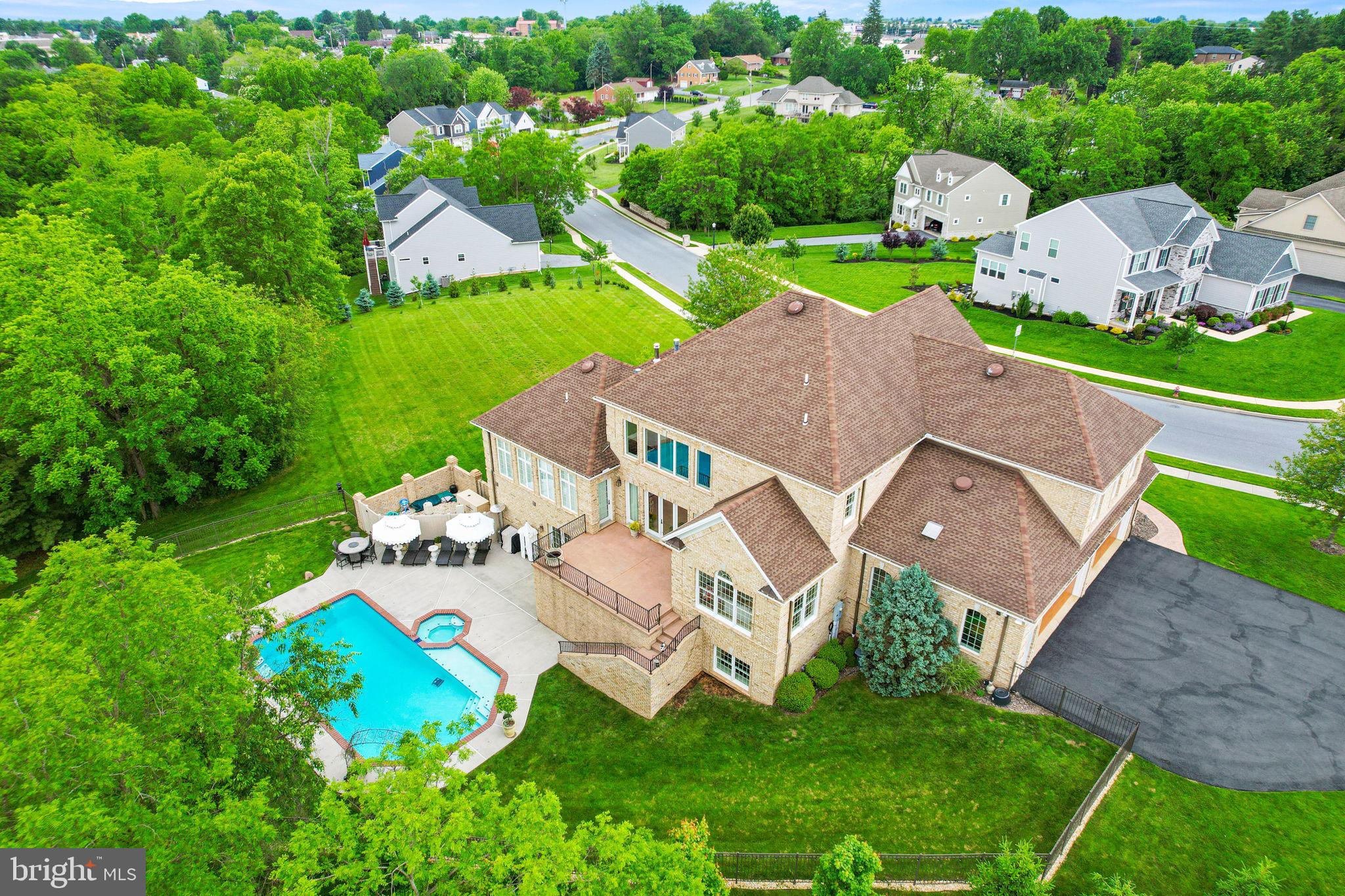 WILSHIRE ESTATES - Residential