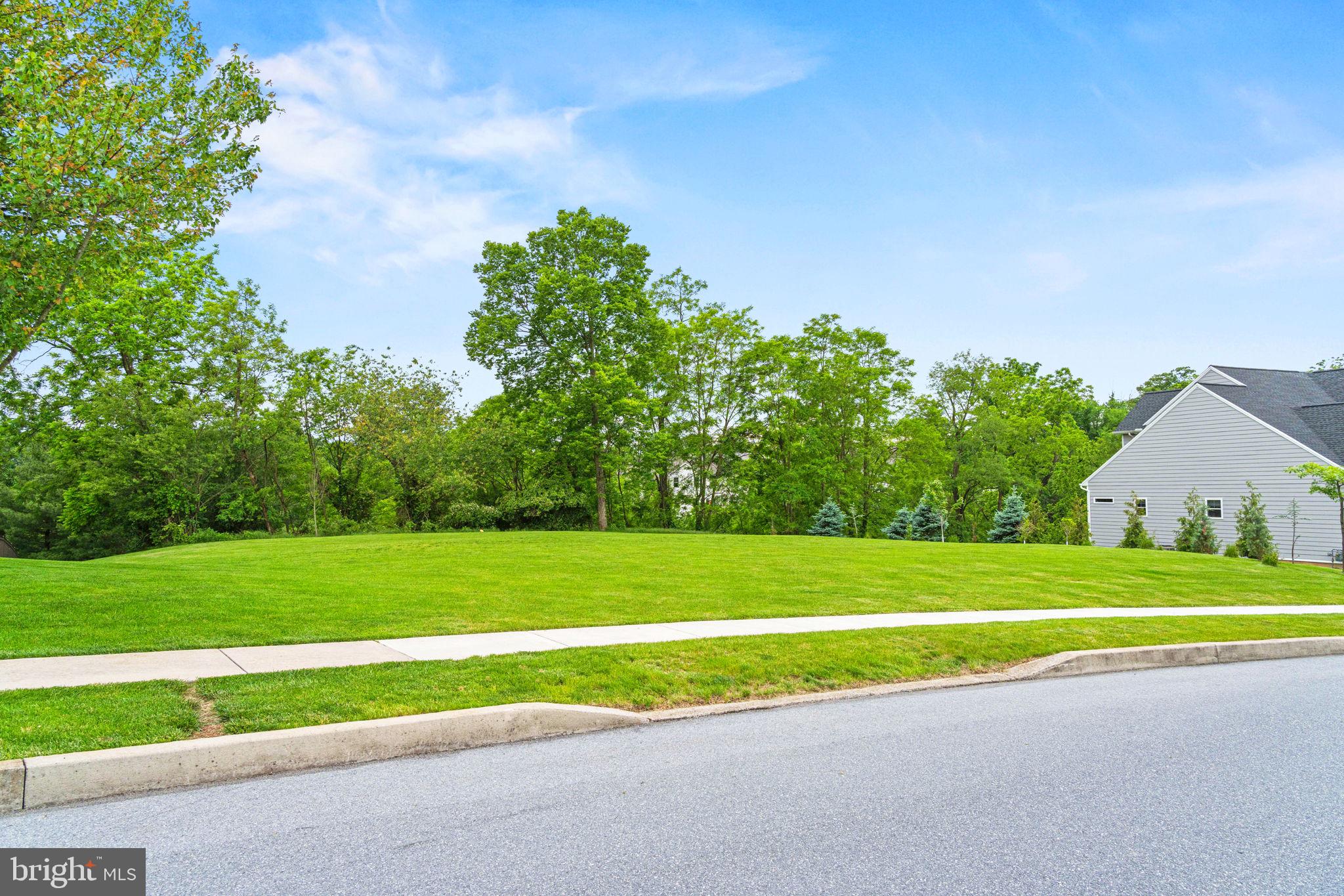 WILSHIRE ESTATES - Residential