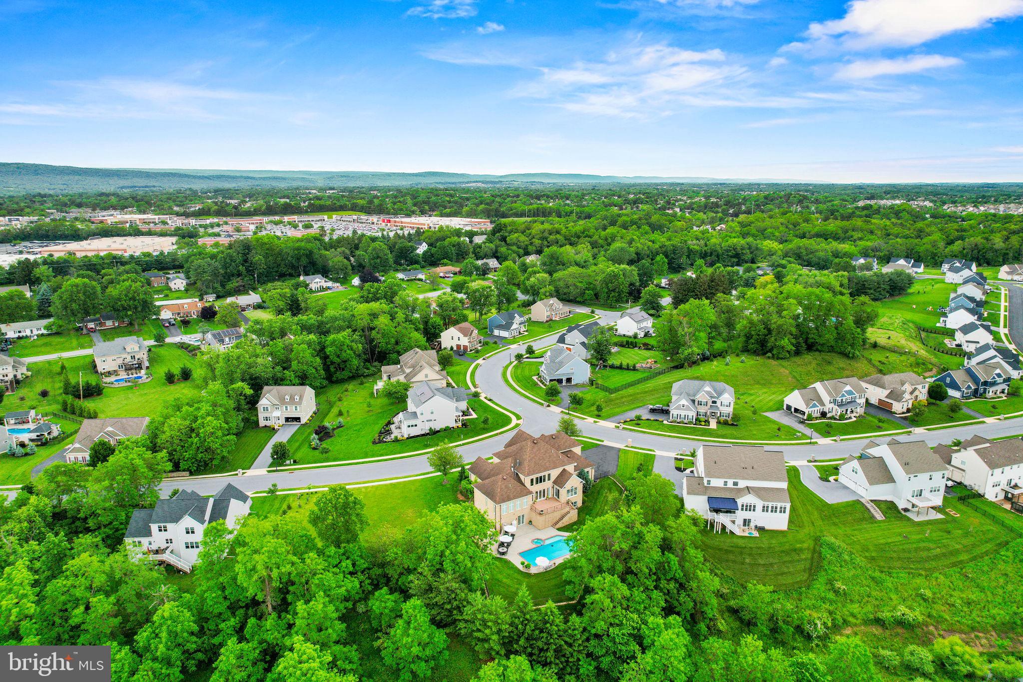 WILSHIRE ESTATES - Residential