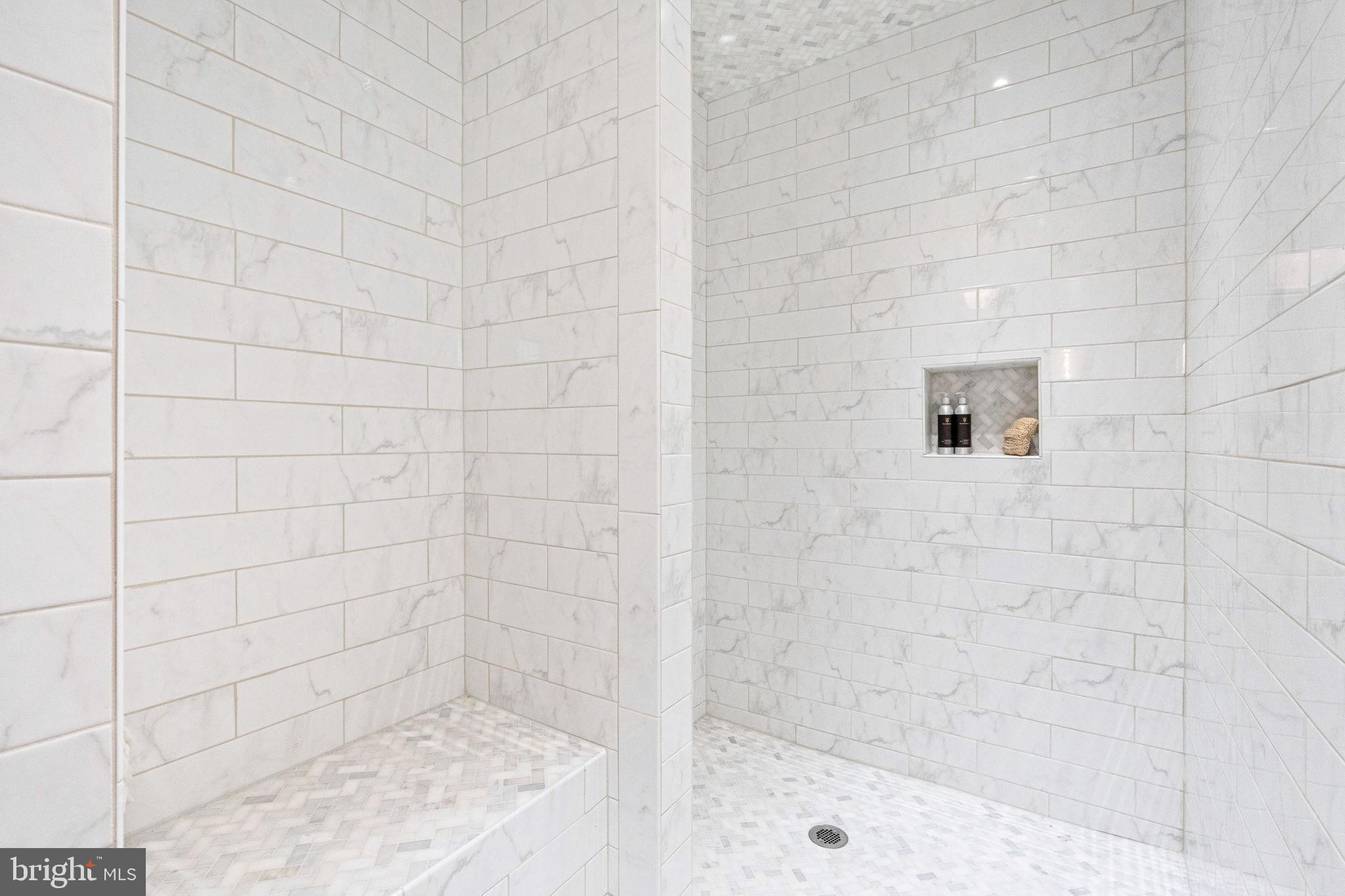 WILSHIRE ESTATES - Residential