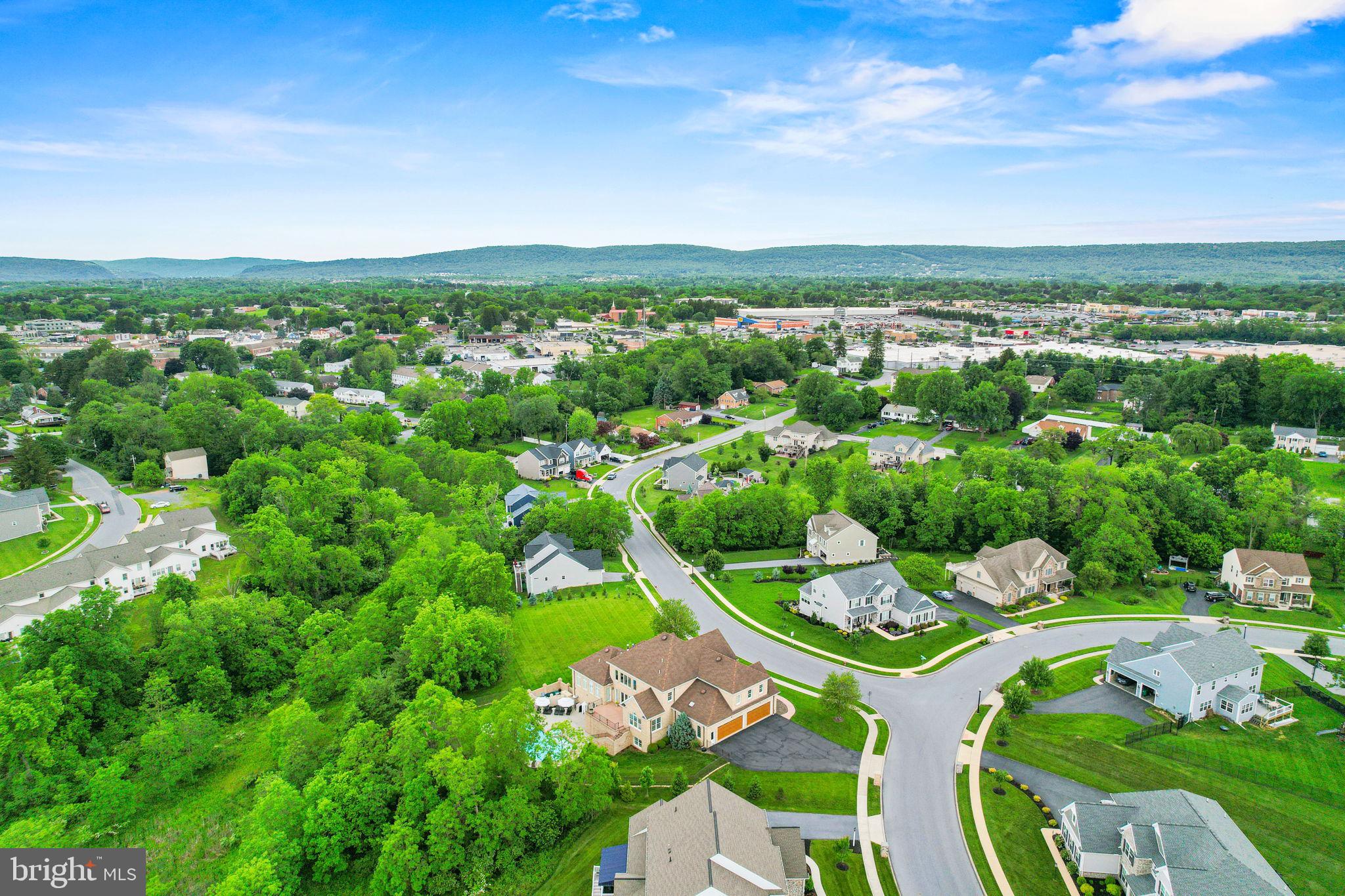 WILSHIRE ESTATES - Residential