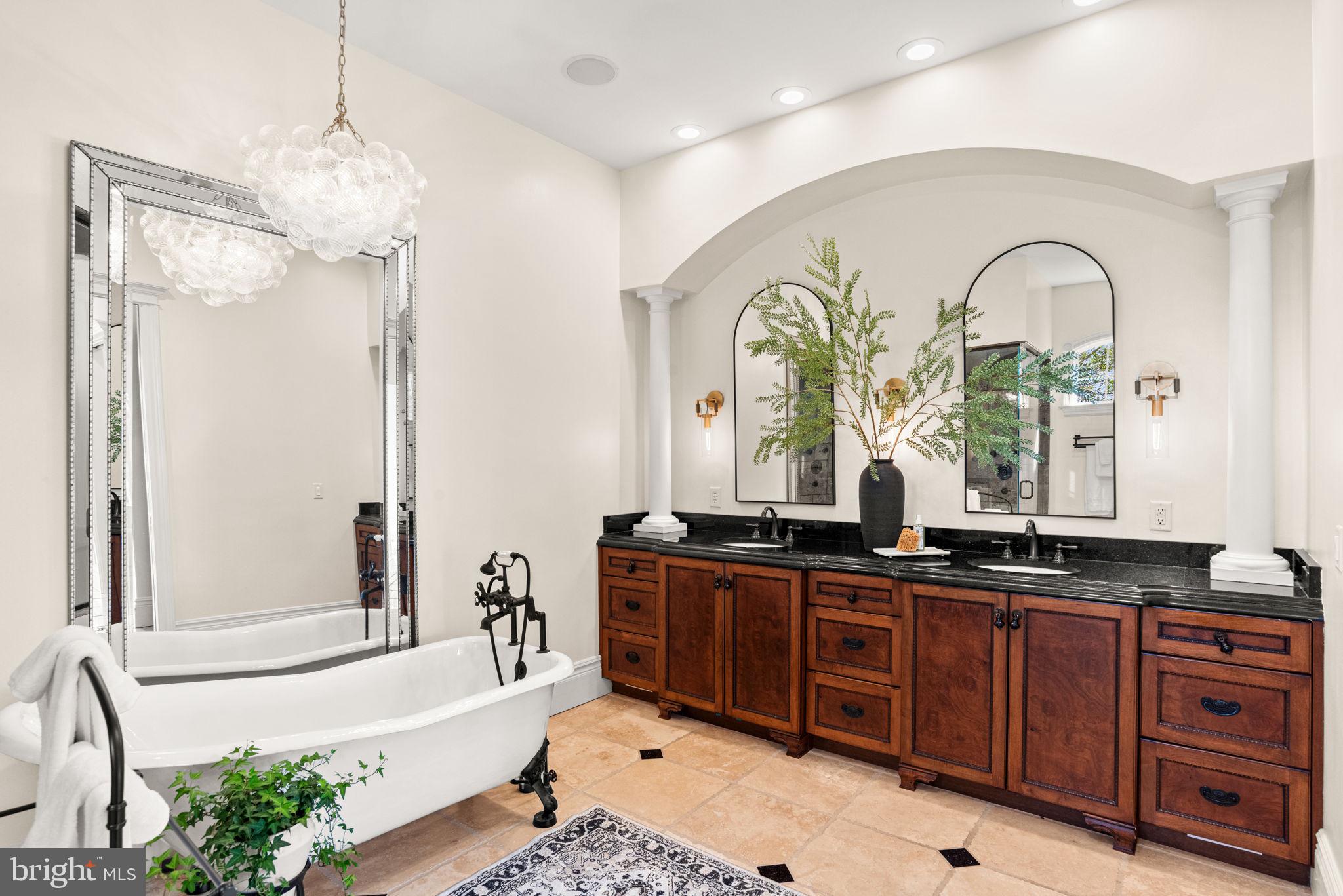 WILSHIRE ESTATES - Residential