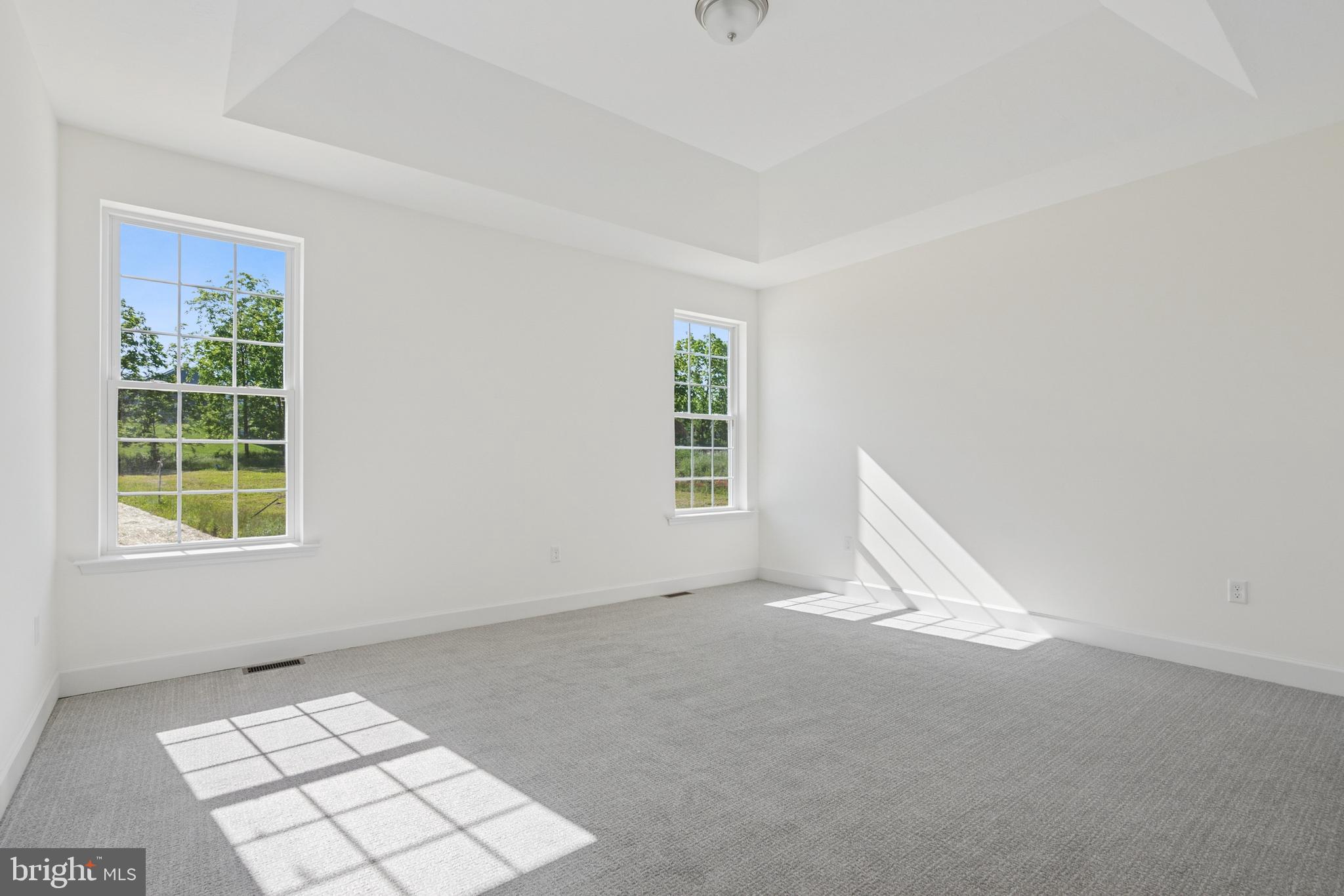 KINGS COURT AT BROWNSTONE - Residential